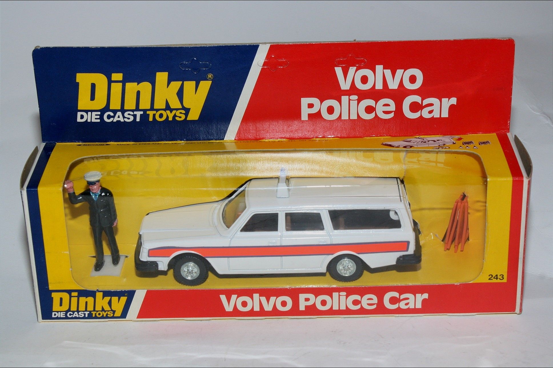 Dinky 243 Volvo Police Car Set Mint in VNM Original Box DB Collectables