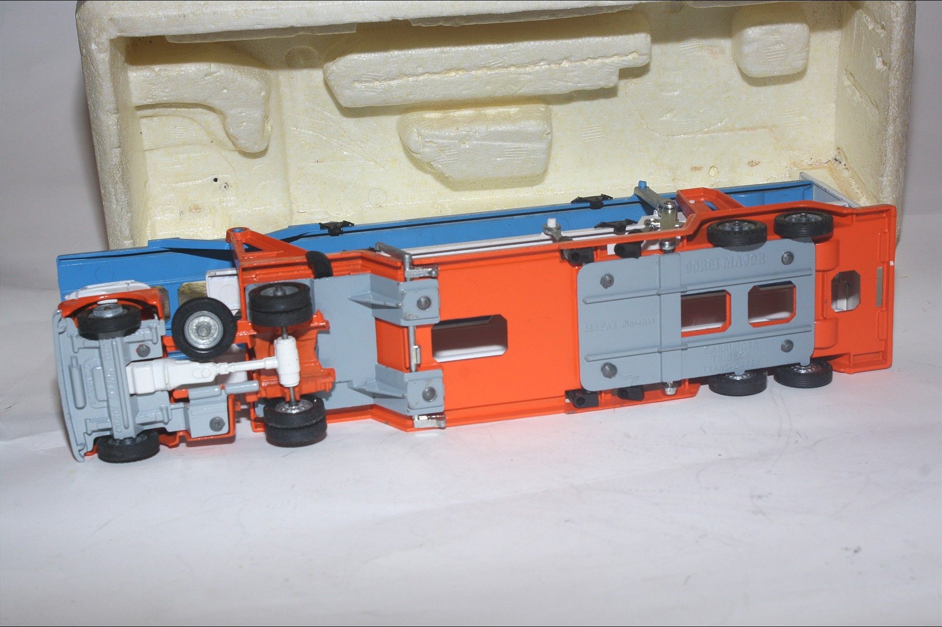 Corgi 1146 Carrimore MKV Tri Deck Car Transporter, Excellent