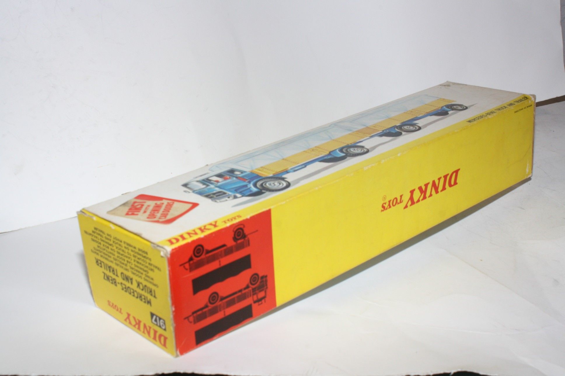 Dinky 917 Mercedes-Benz Truck & Trailer, Mint in Good Original Box