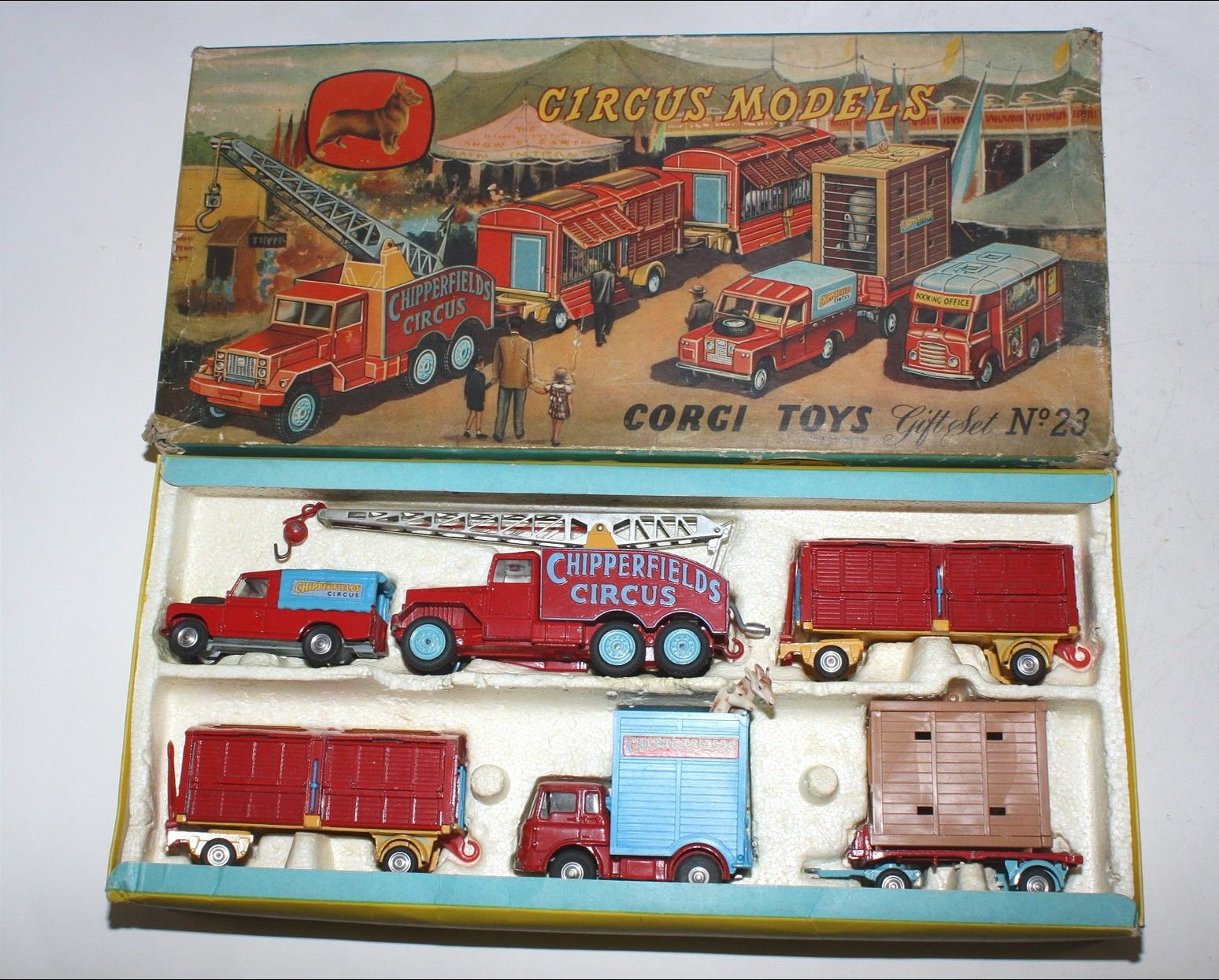 Corgi classics 2024 chipperfields circus