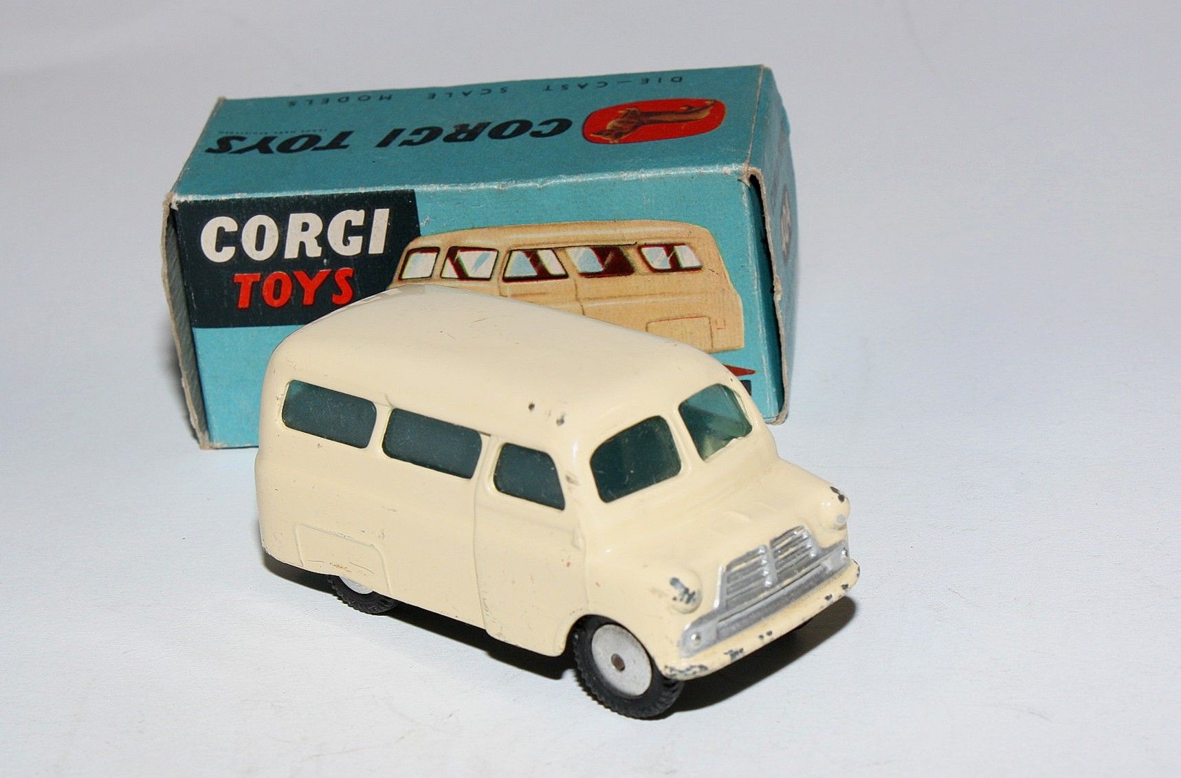 Corgi 404 Bedford Dormobile, all Cream, Excellent in Good Original