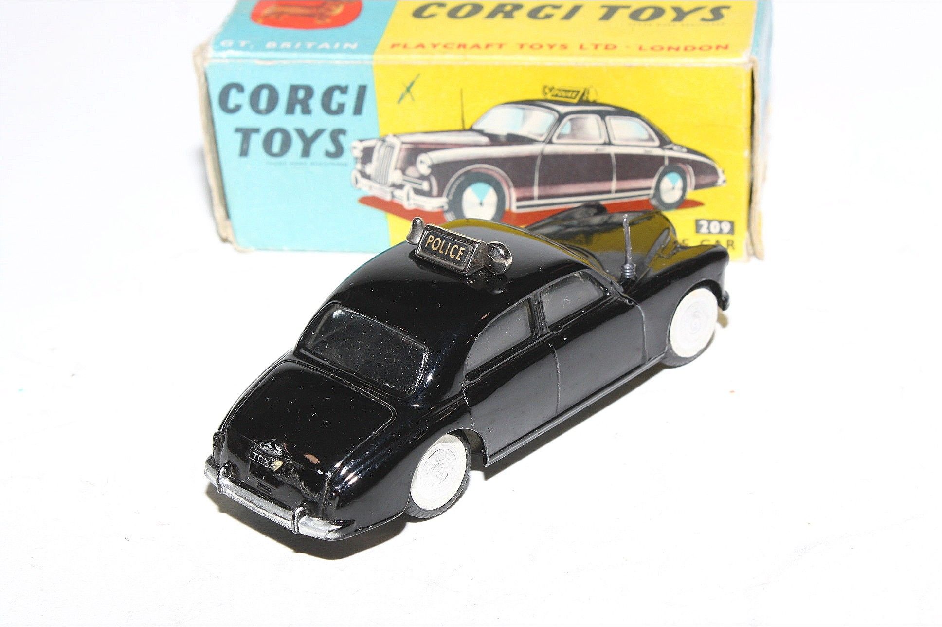Corgi 209 Riley Pathfinder Police car, Mint in Original Box | DB ...