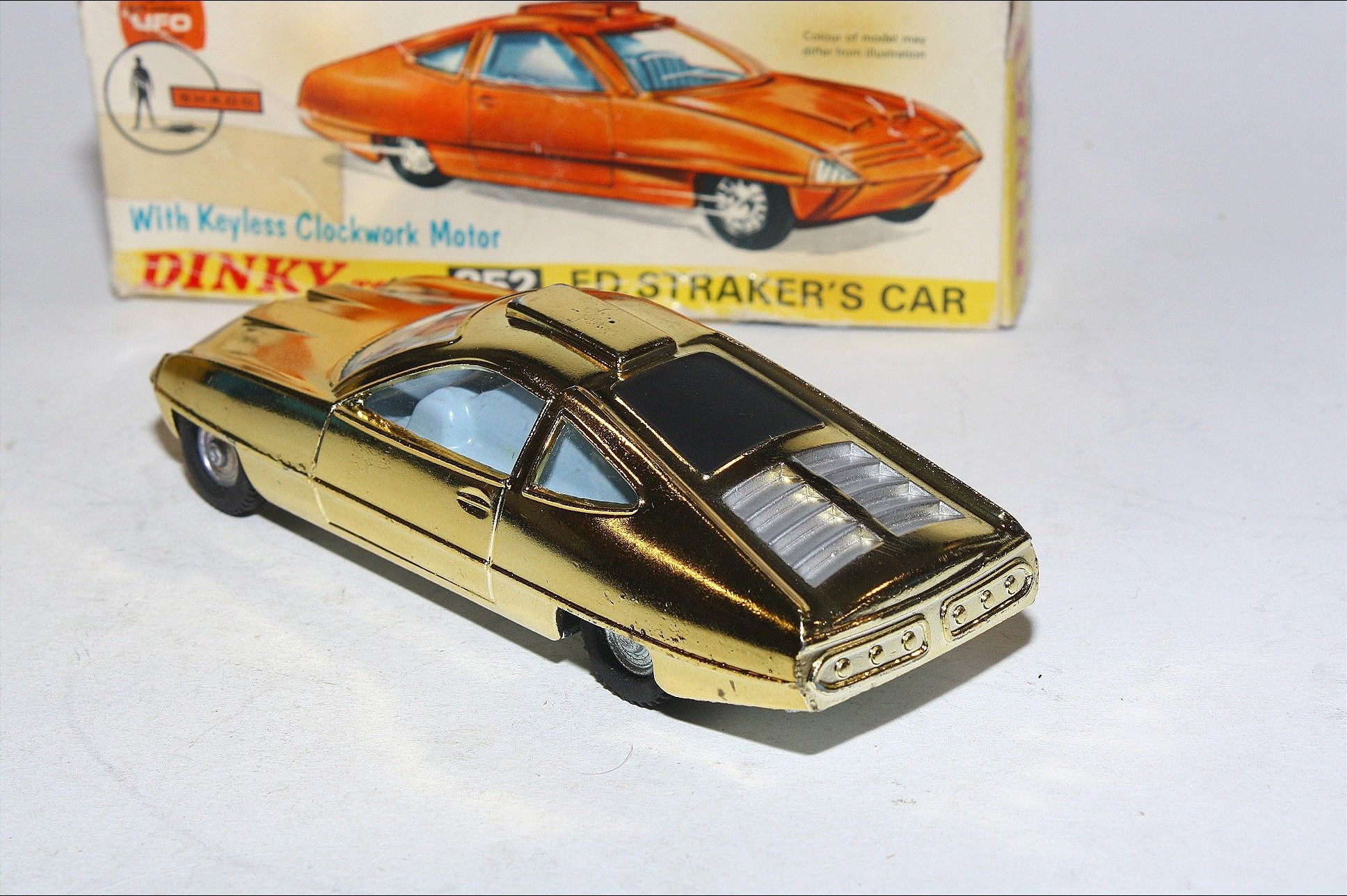 Dinky 352 Ed Straker's Car, Mint in Original Box | DB Collectables