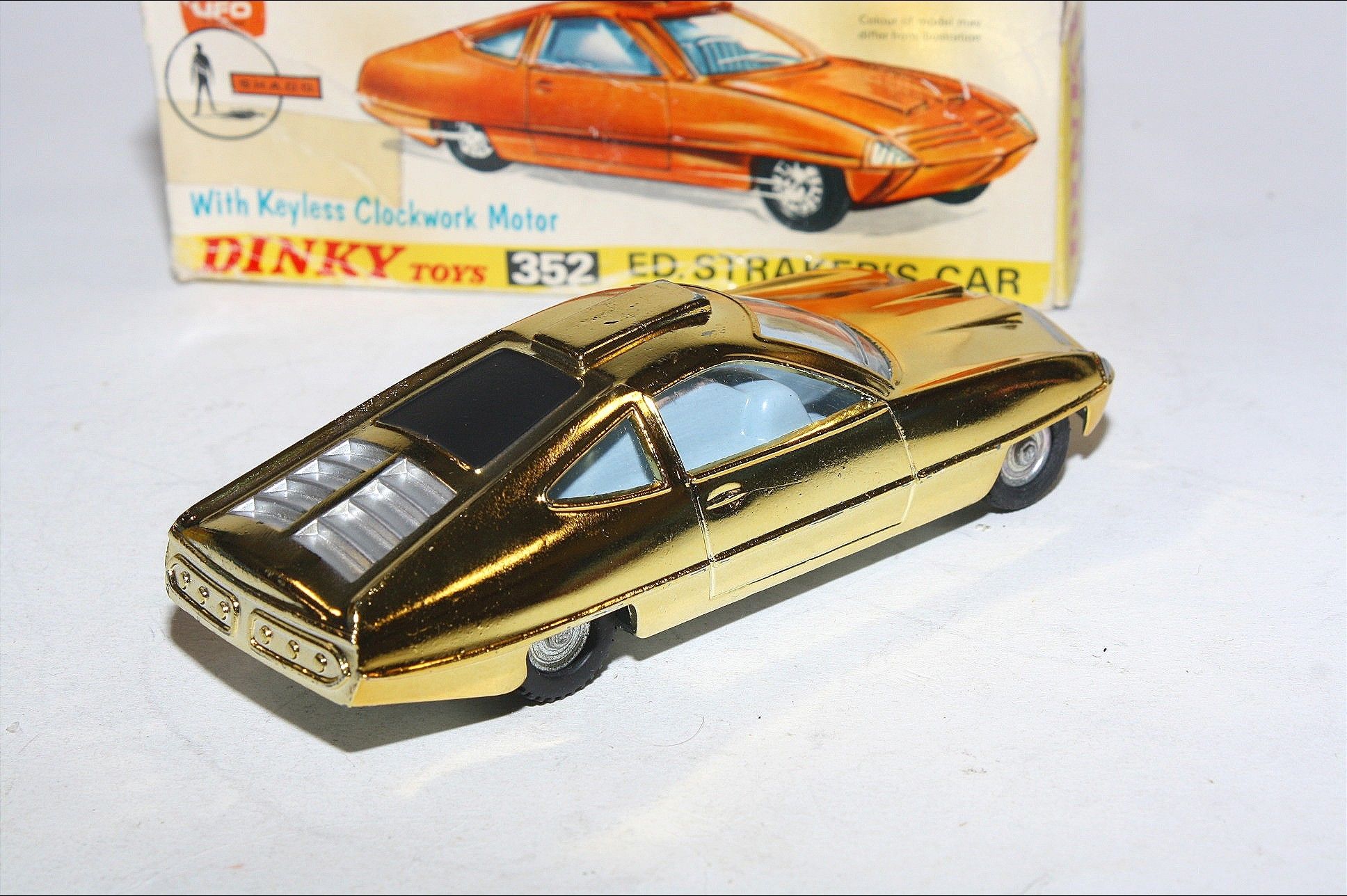 Dinky 352 Ed Straker's Car, Mint in Original Box | DB Collectables