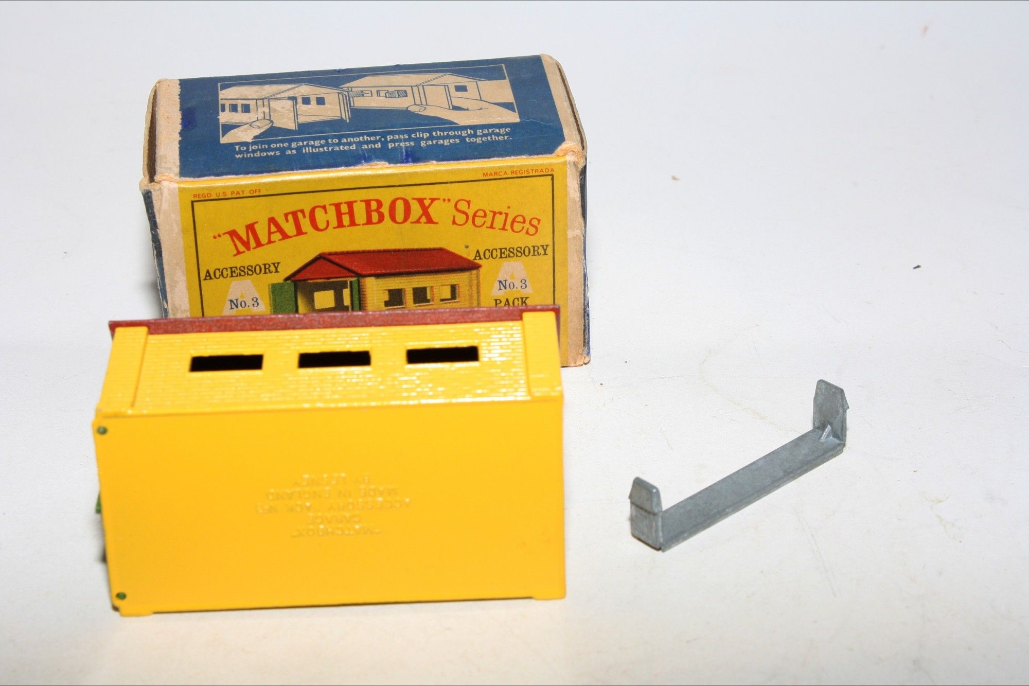 Matchbox Accessory Pack No.3 Garage, Virtually Mint in A Type Original ...