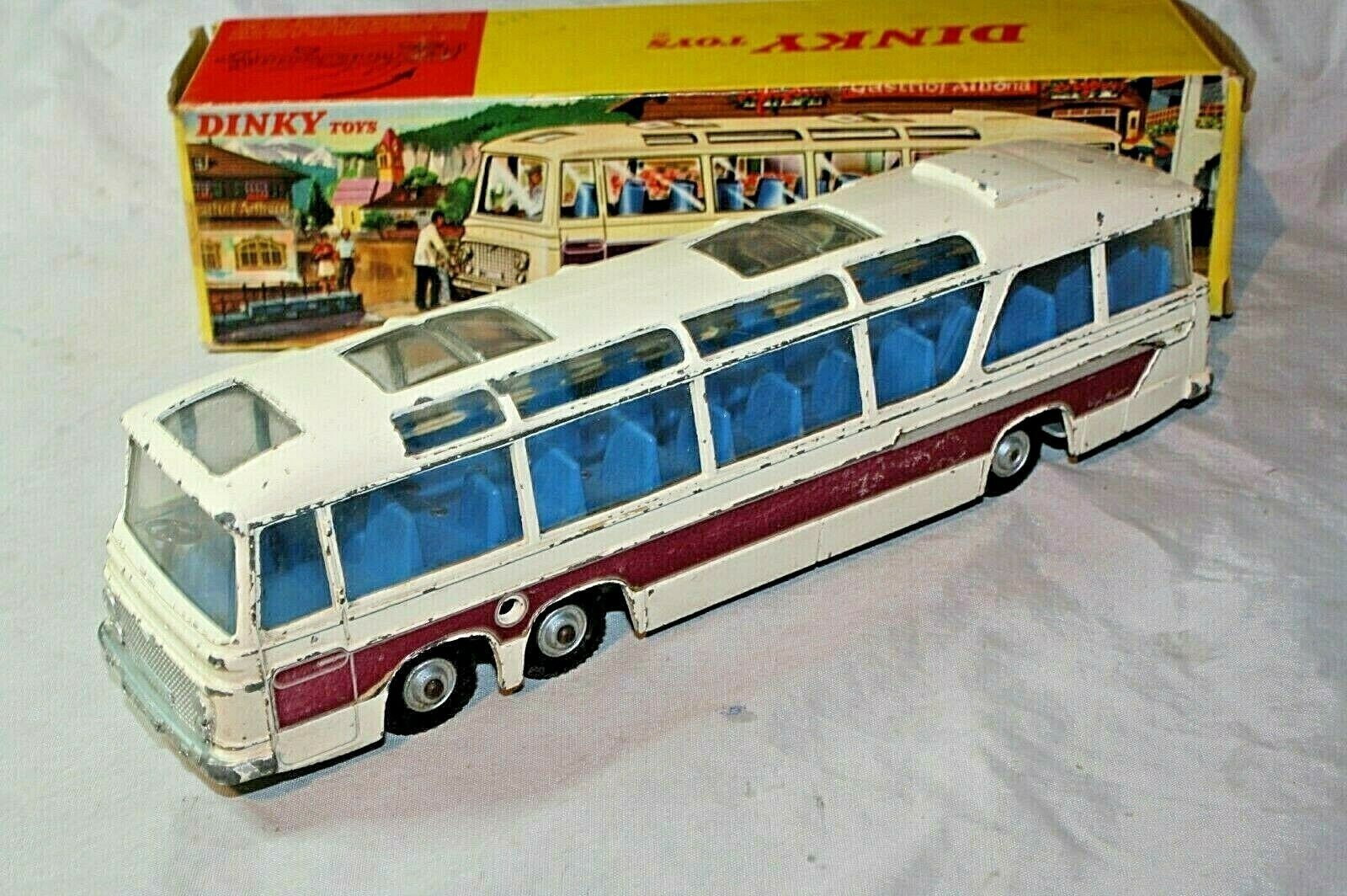 Dinky 2024 luxury coach