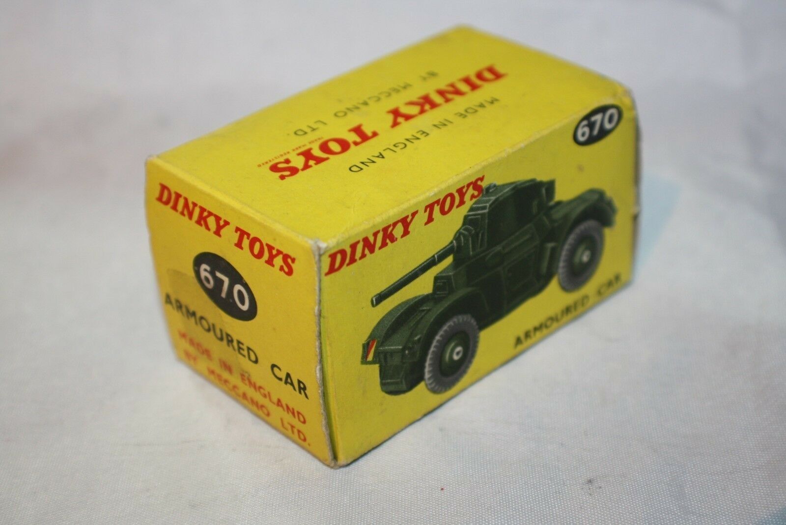 dinky 670