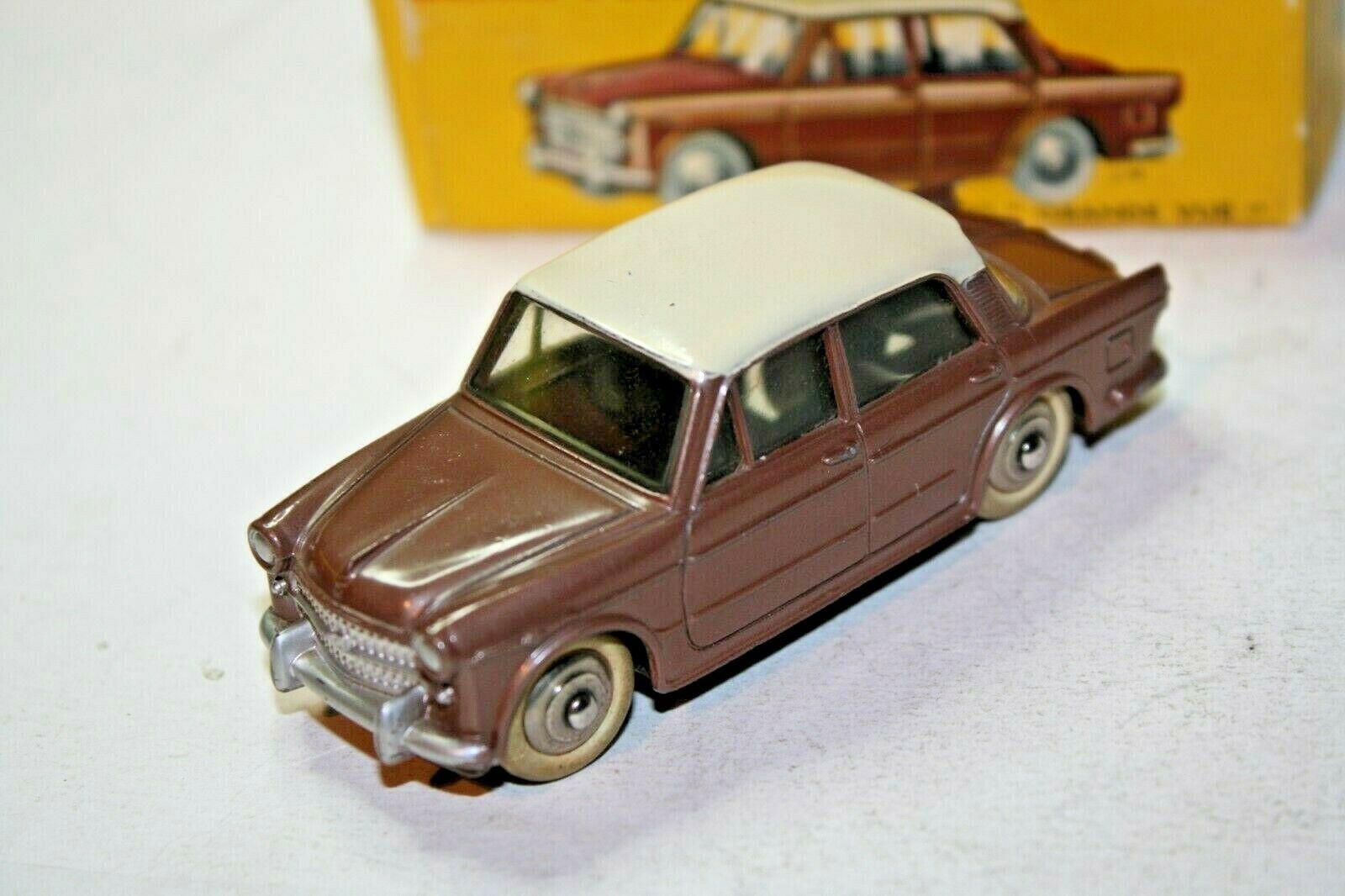 FRENCH DINKY 531 FIAT 1200 