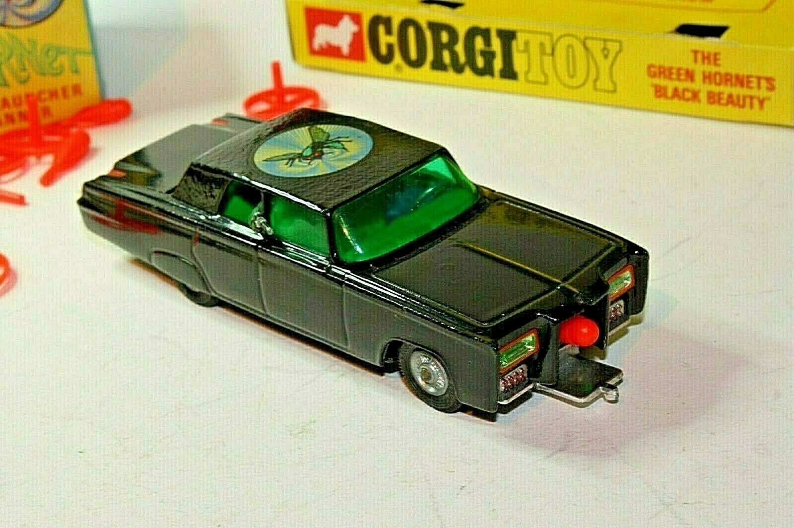 CORGI 268 GREEN HORNET BLACK グリーンホーネット Corgi (268) Green Hornet Black Beauty - Global Diecast Direct