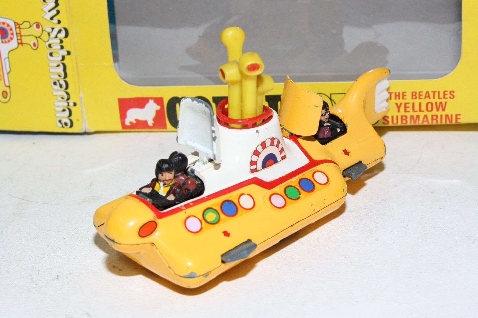 803 Yellow Submarine, VGC in Good Original Box DB Collectables