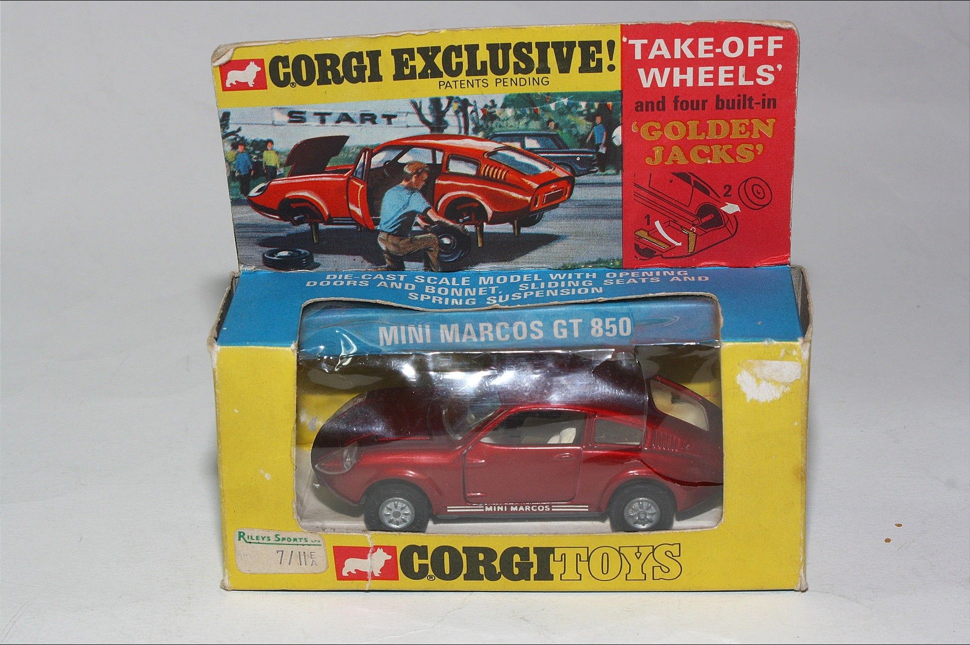 Corgi 341 Mini Marcos GT 850 Mint in Original Box DB Collectables