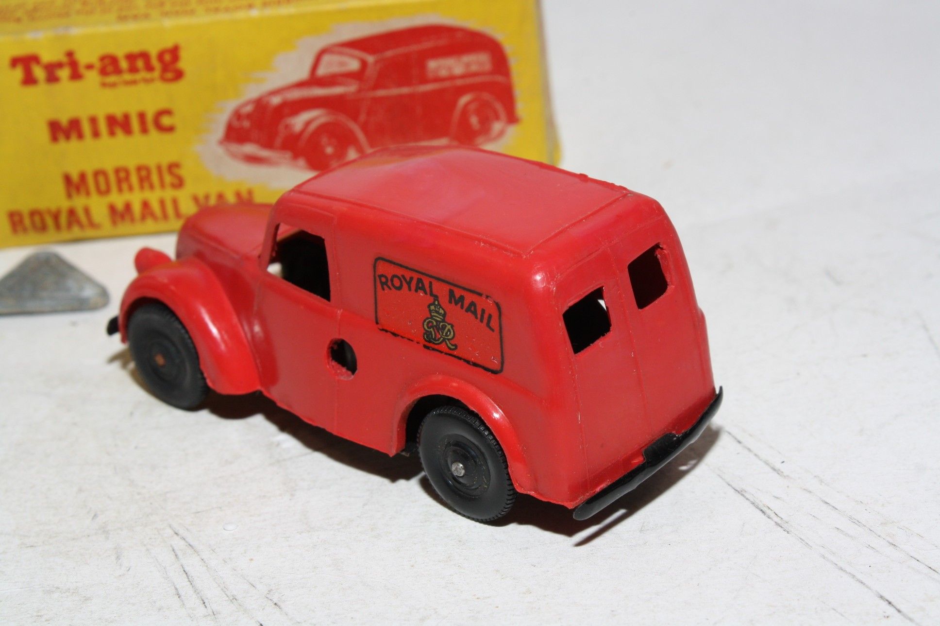 Triang Minic Morris Royal Mail Van MIB | DB Collectables