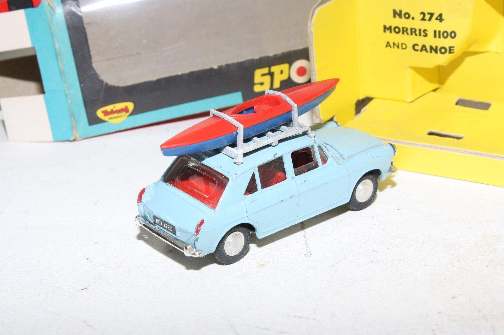 Spot-On 274 Morris 1100 with Canoe, VGC in Original Box | DB