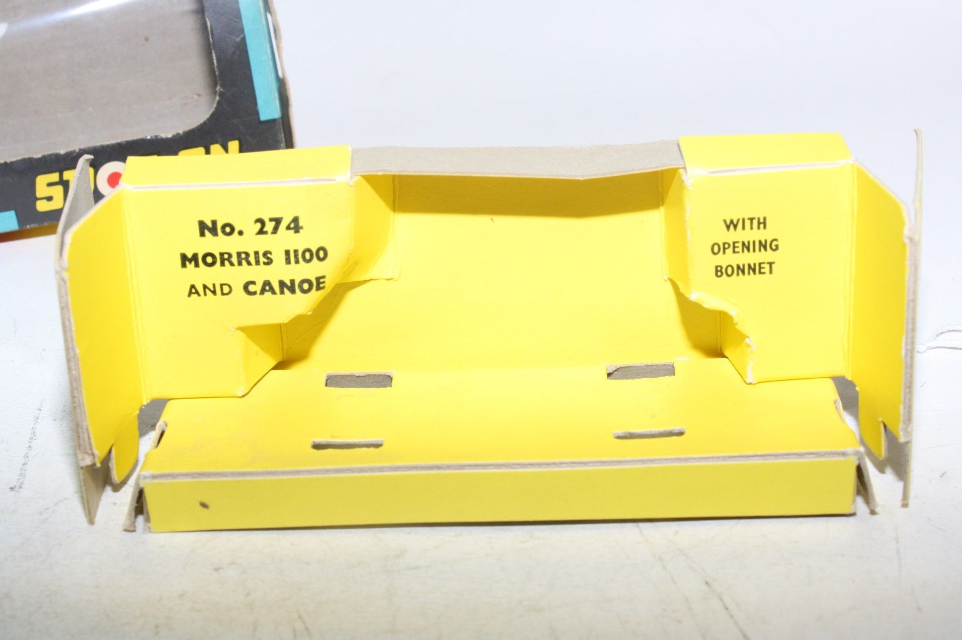 Spot-On 274 Morris 1100 with Canoe, VGC in Original Box | DB