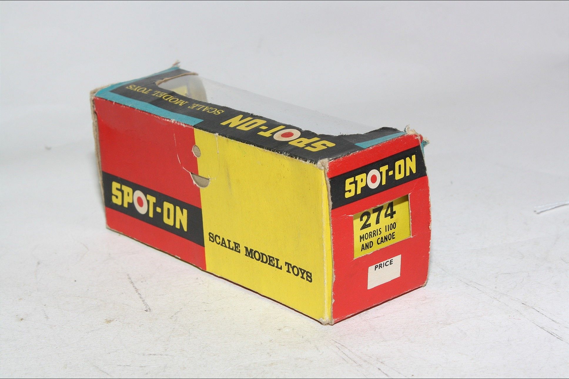 ミニカー SPOT - ON 274 MORRIS 1100 with Canoe Spot-On 274 Morris 1100 with Canoe, VGC in Original Box | DB