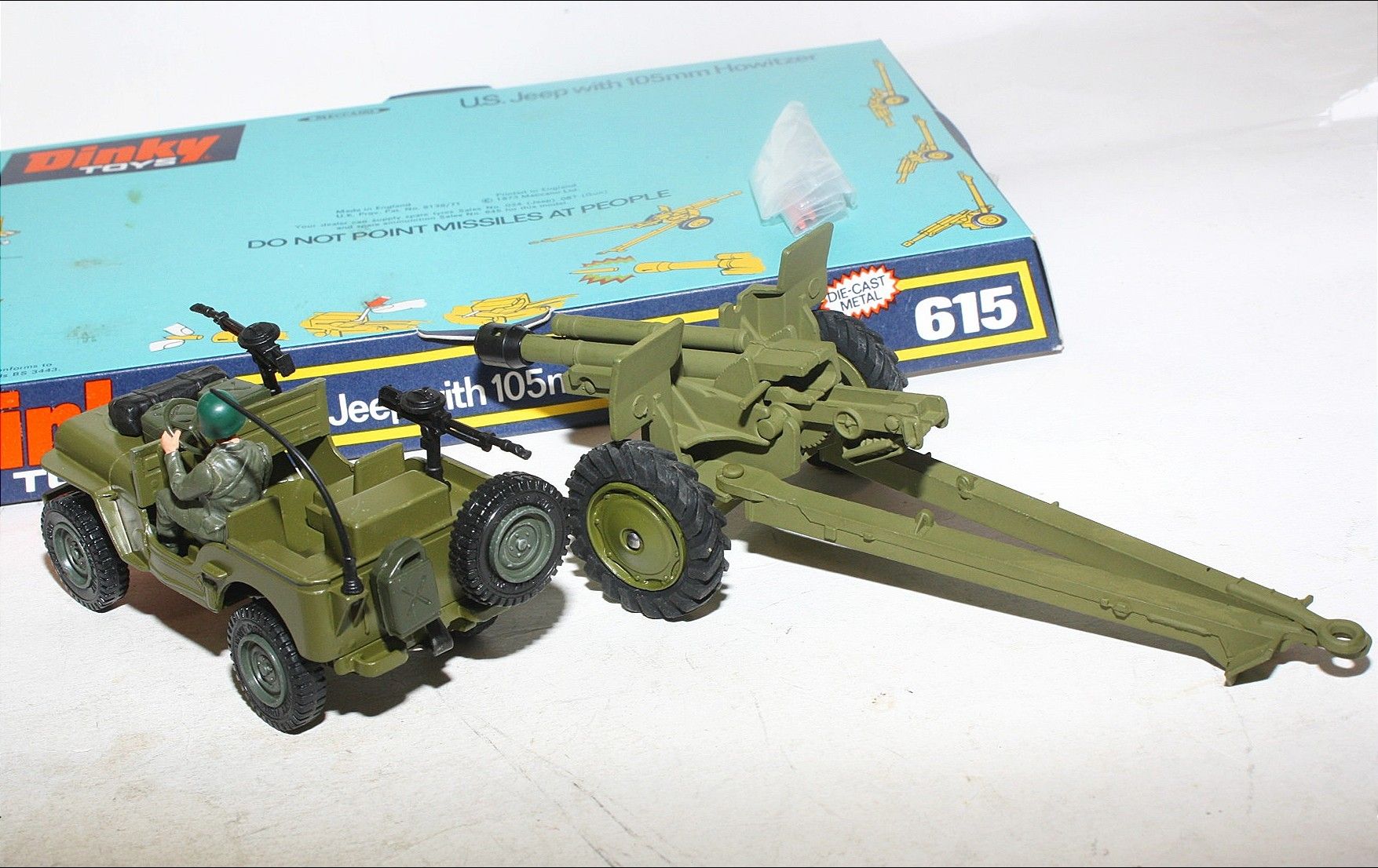 Dinky 615 US Jeep With 105mm Howitzer, Mint in Original Pack | DB
