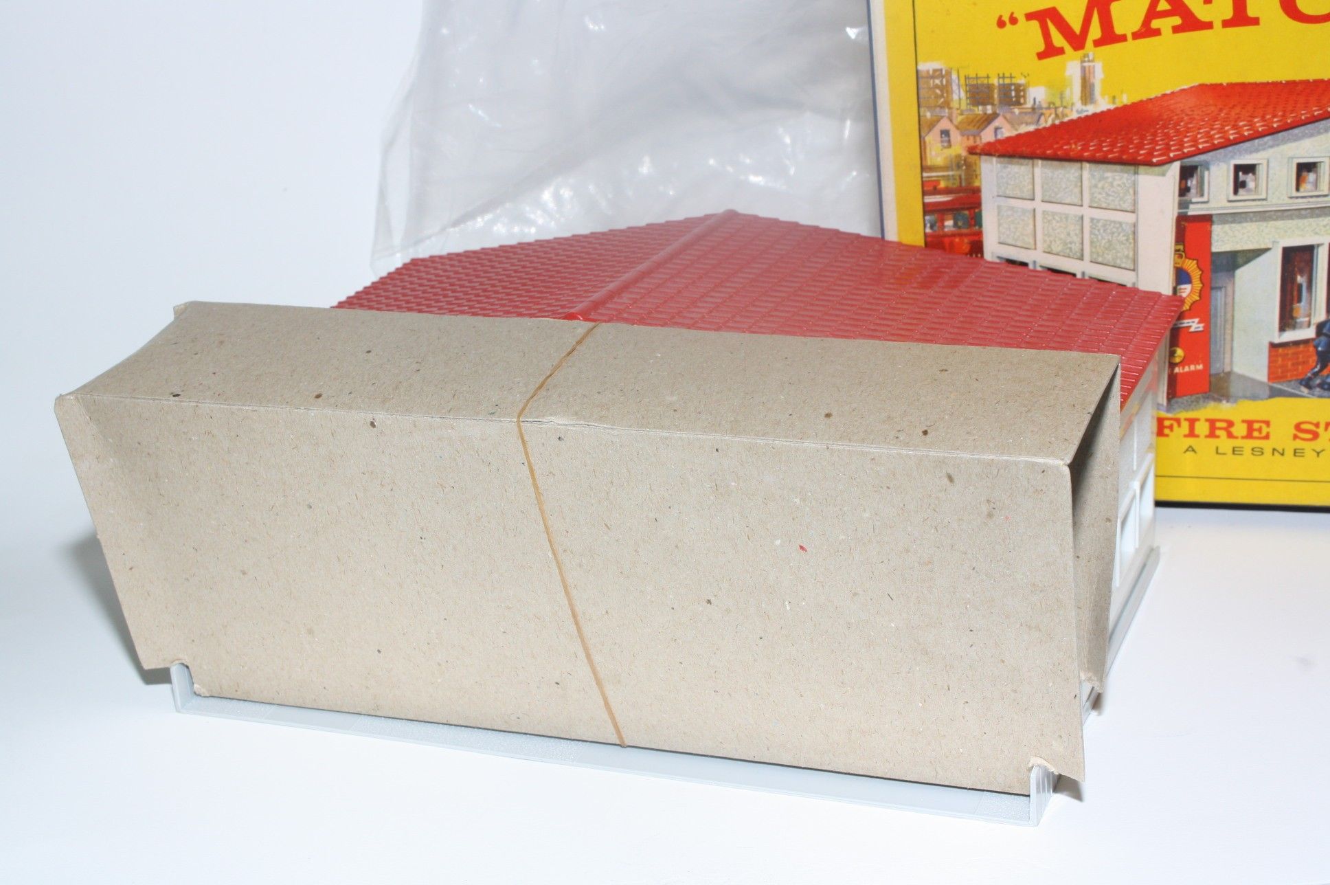 MATCHBOX MODEL MF-1 FIRE STATION, Mint, unused in Superb