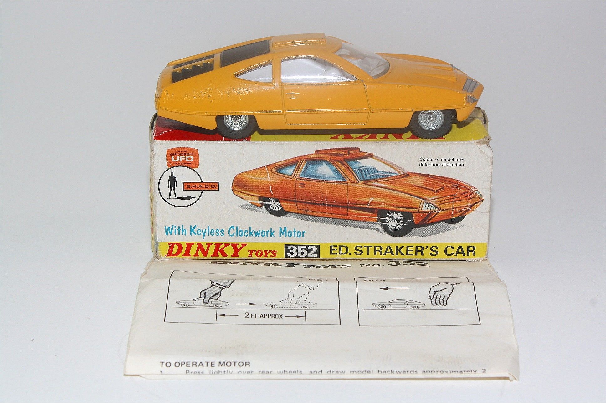Dinky 352 Ed Strakers Car, Excellent in Original Box | DB Collectables