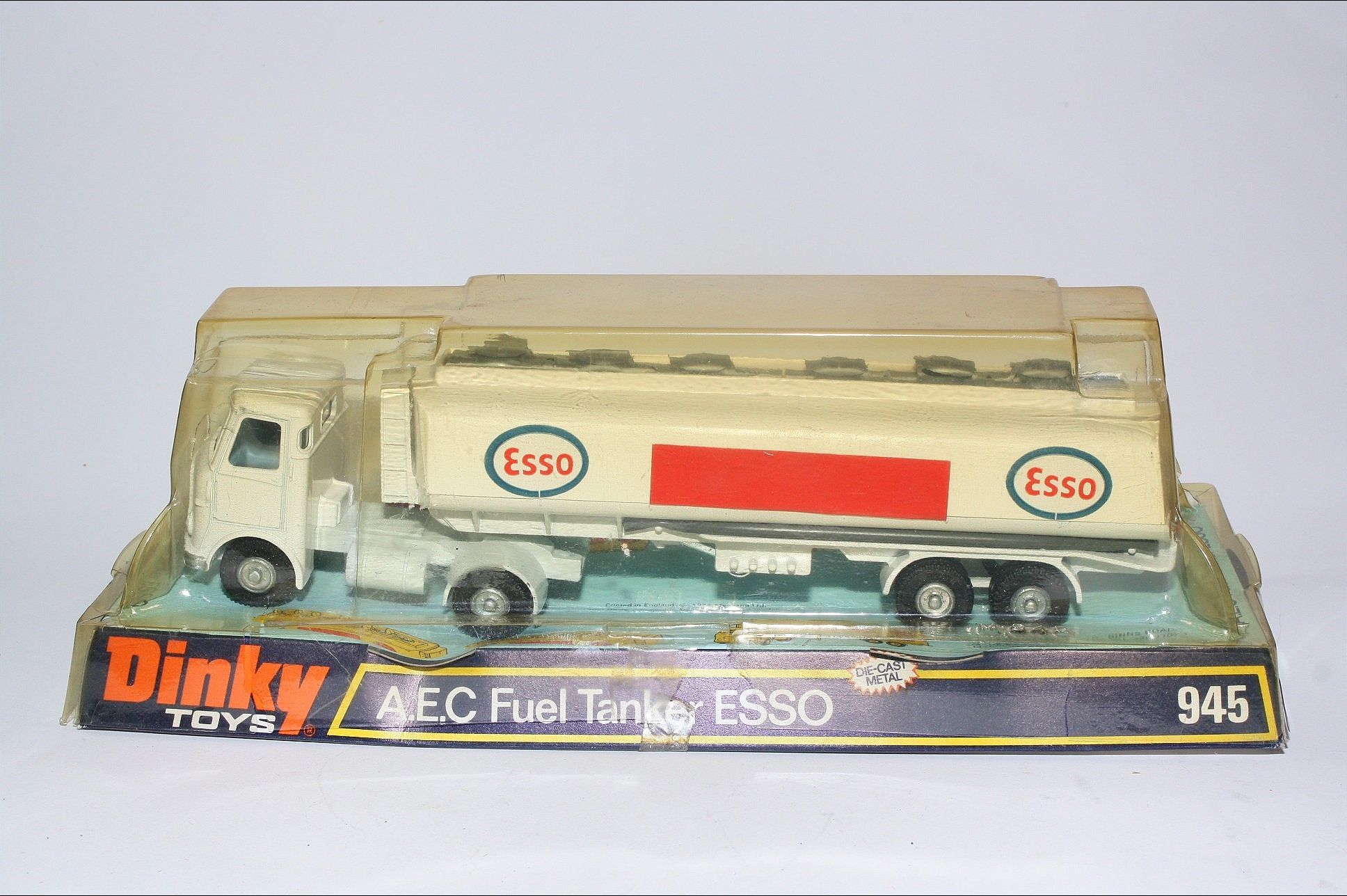 Dinky 945 AEC Fuel Tanker , Mint in Original Box | DB Collectables