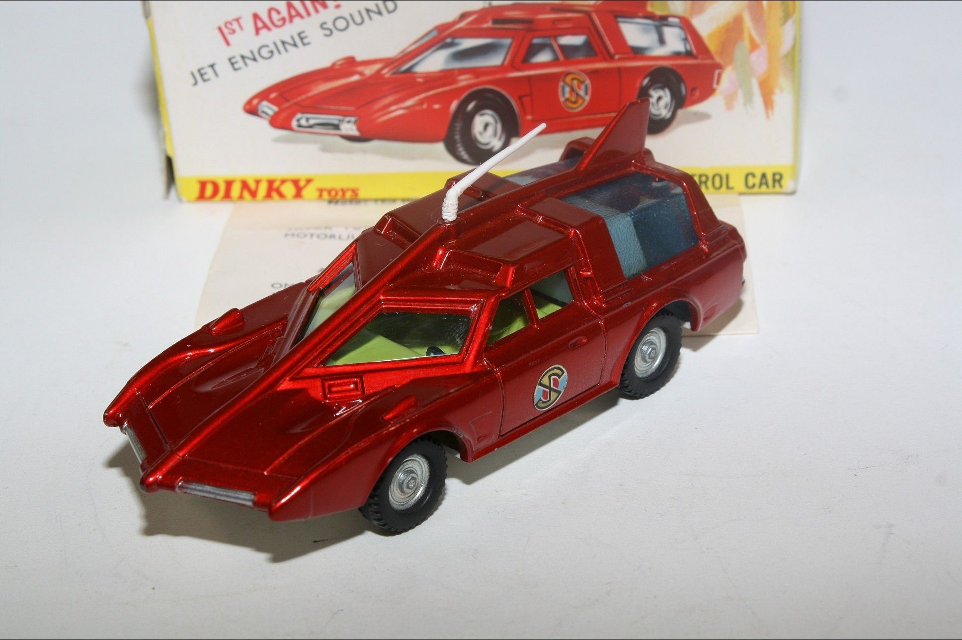 dinky 103 spectrum patrol car