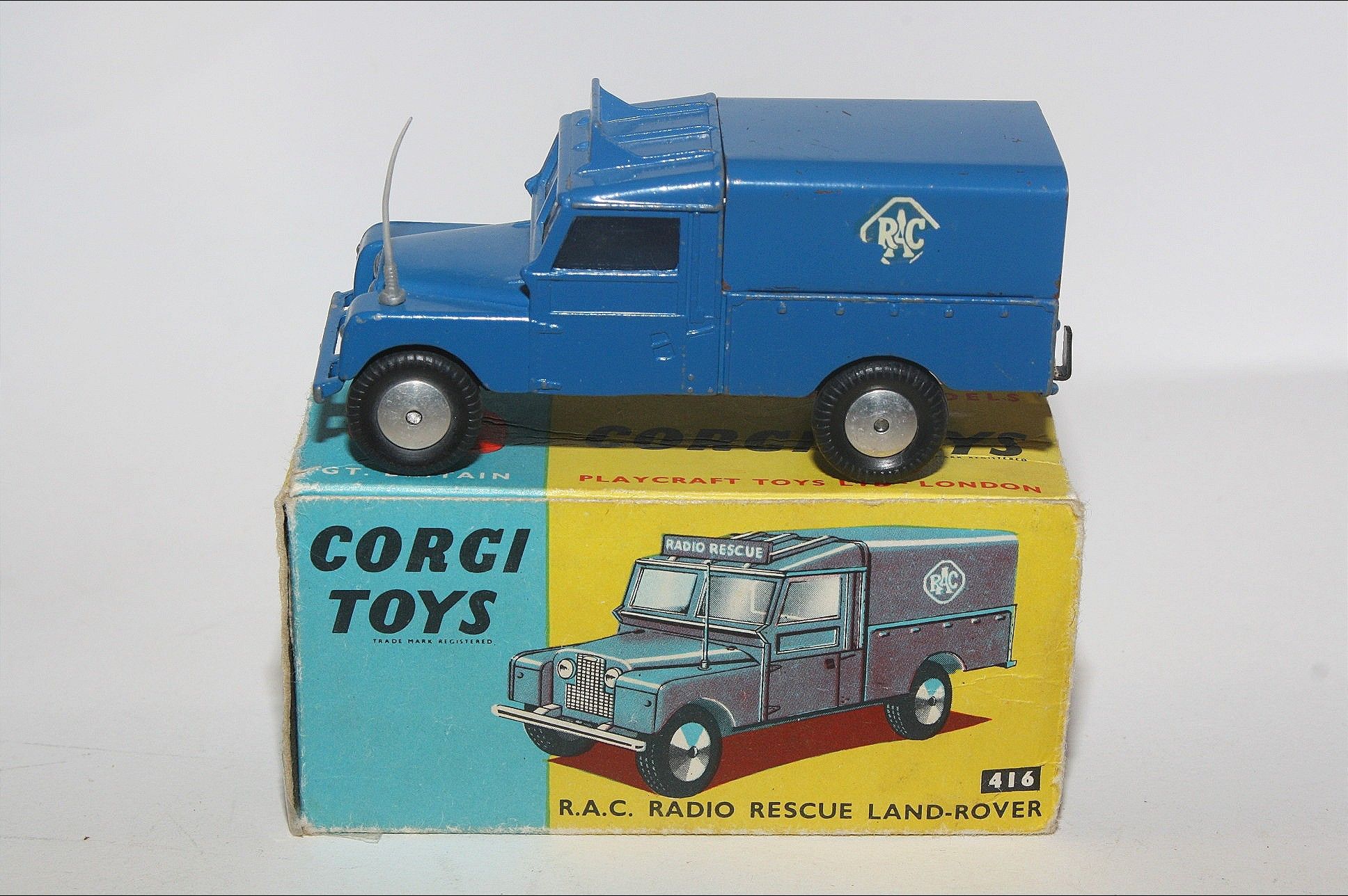 Corgi 416 R.A.C Radio Rescue Land Rover, VGC iin Original Box | DB ...