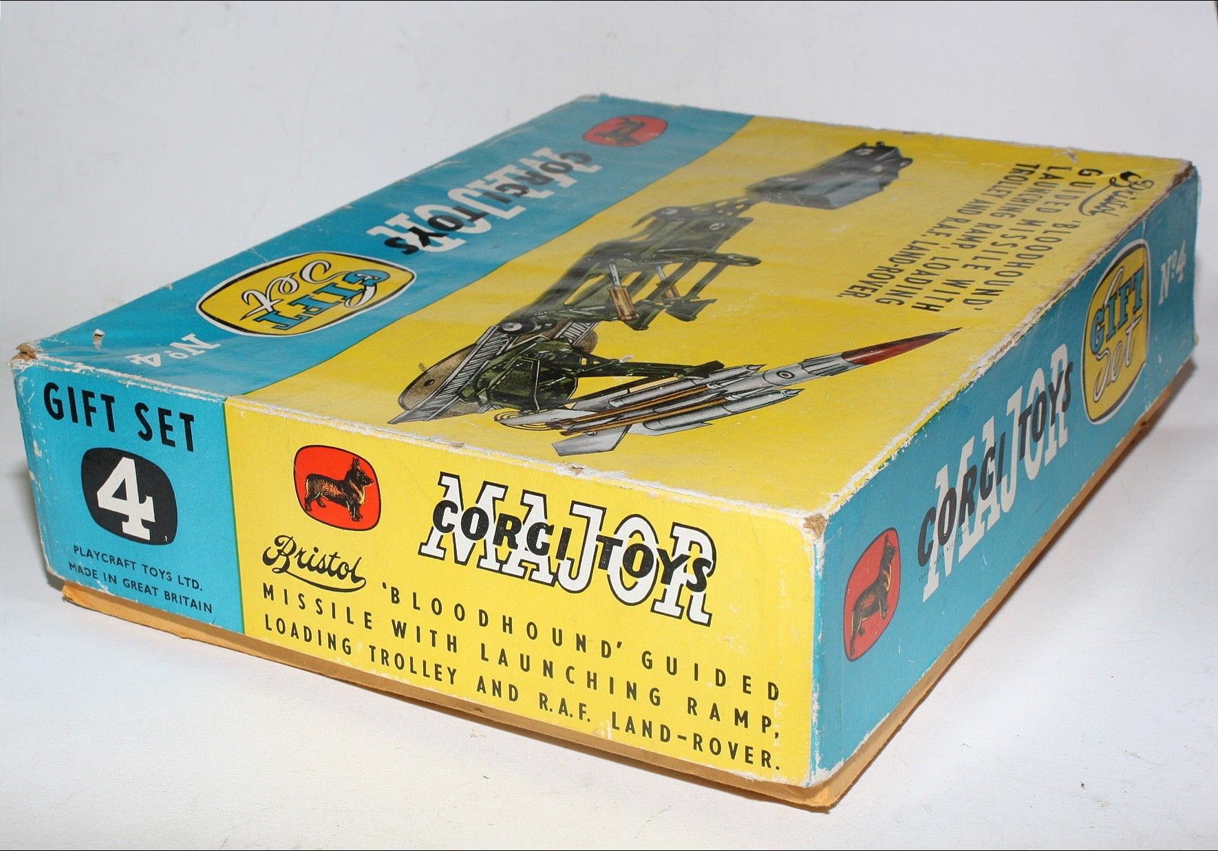 Coffret Cadeau Corgi 4 RAF Rocket Age – Land Rover Et Missile, édition Vintage, Très Bon état Avec Boîte