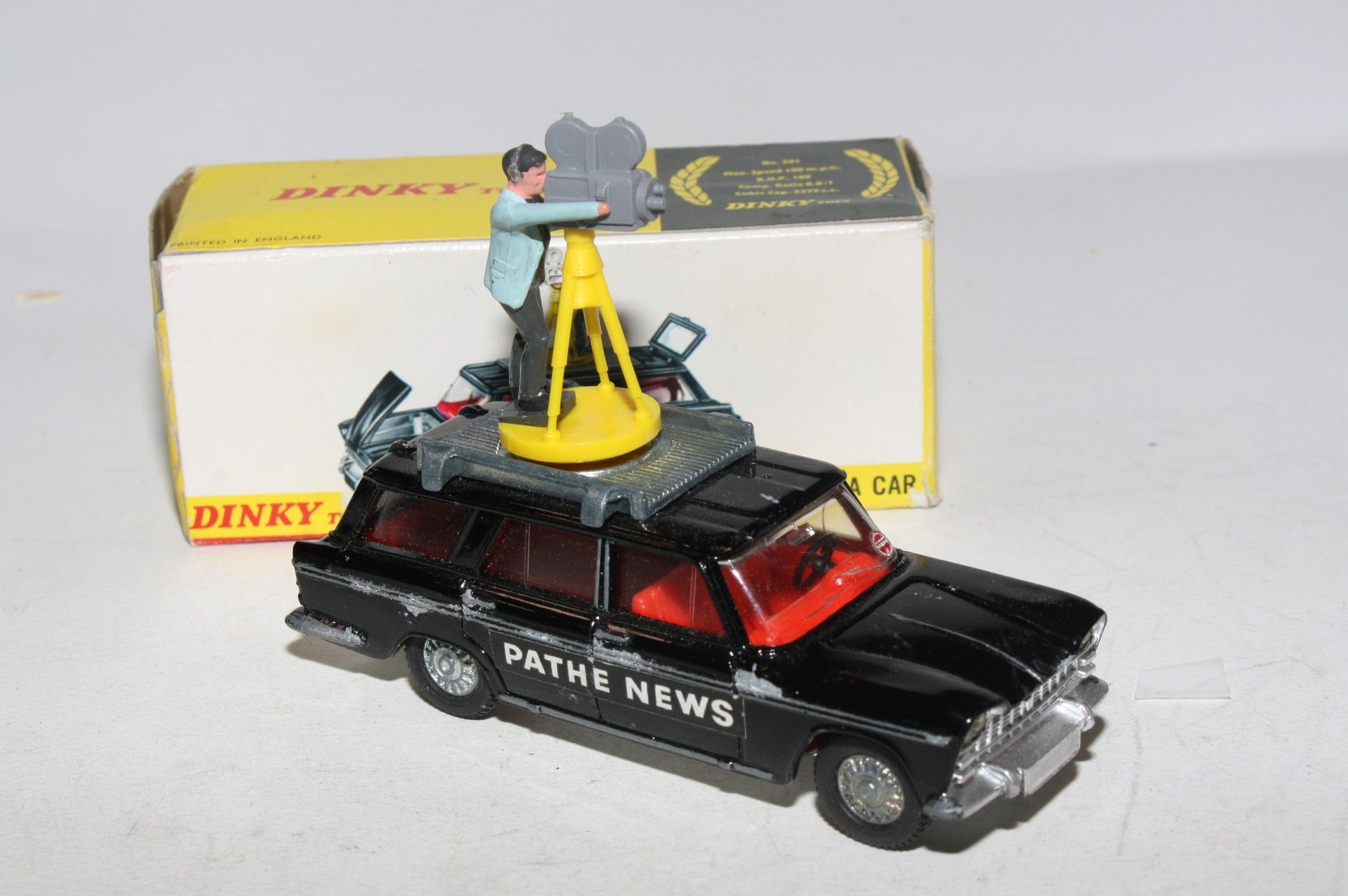 Protege Display A Boxed Dinky Toys Pathe News Camera Car