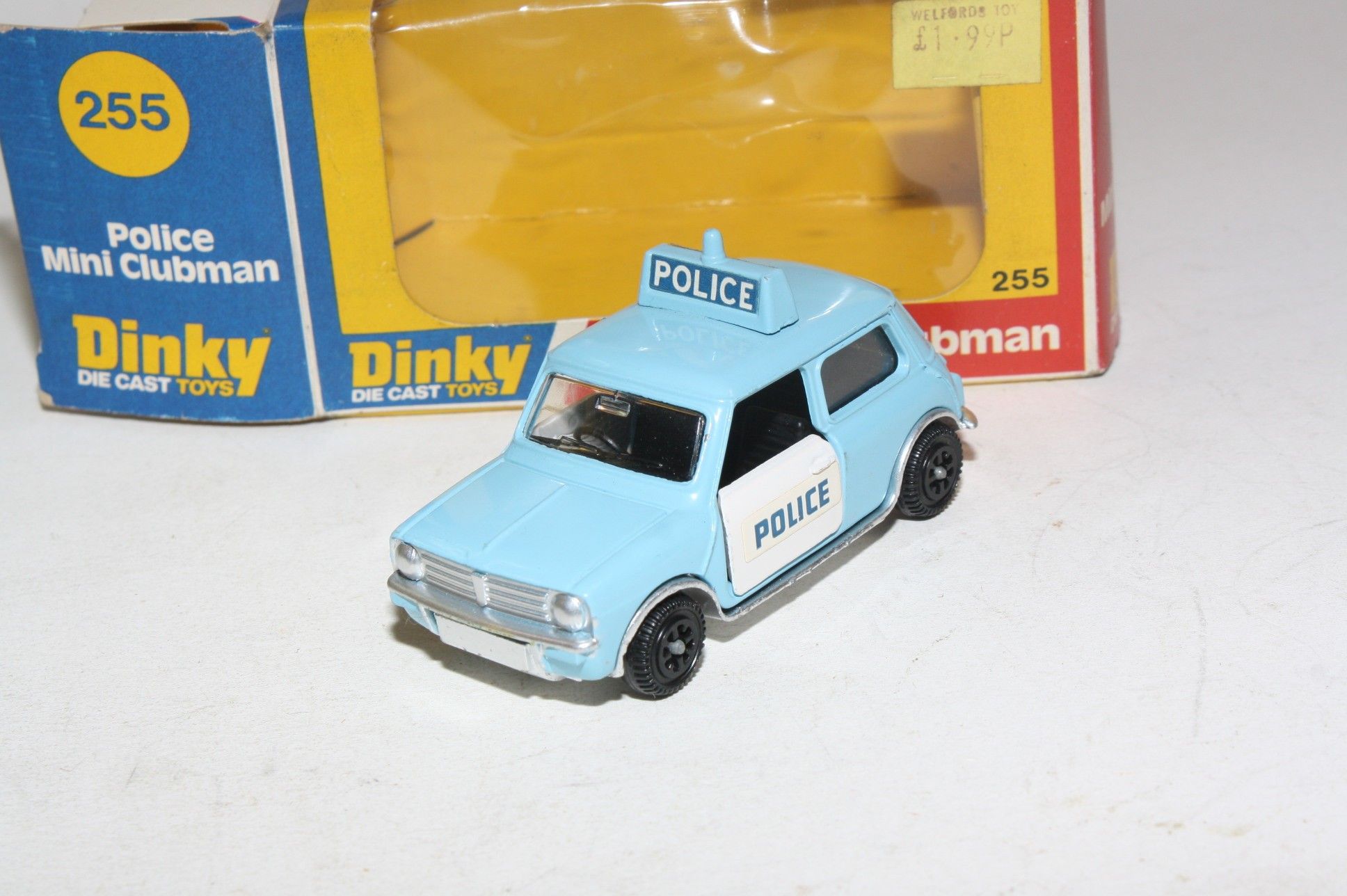 Dinky store toys 255