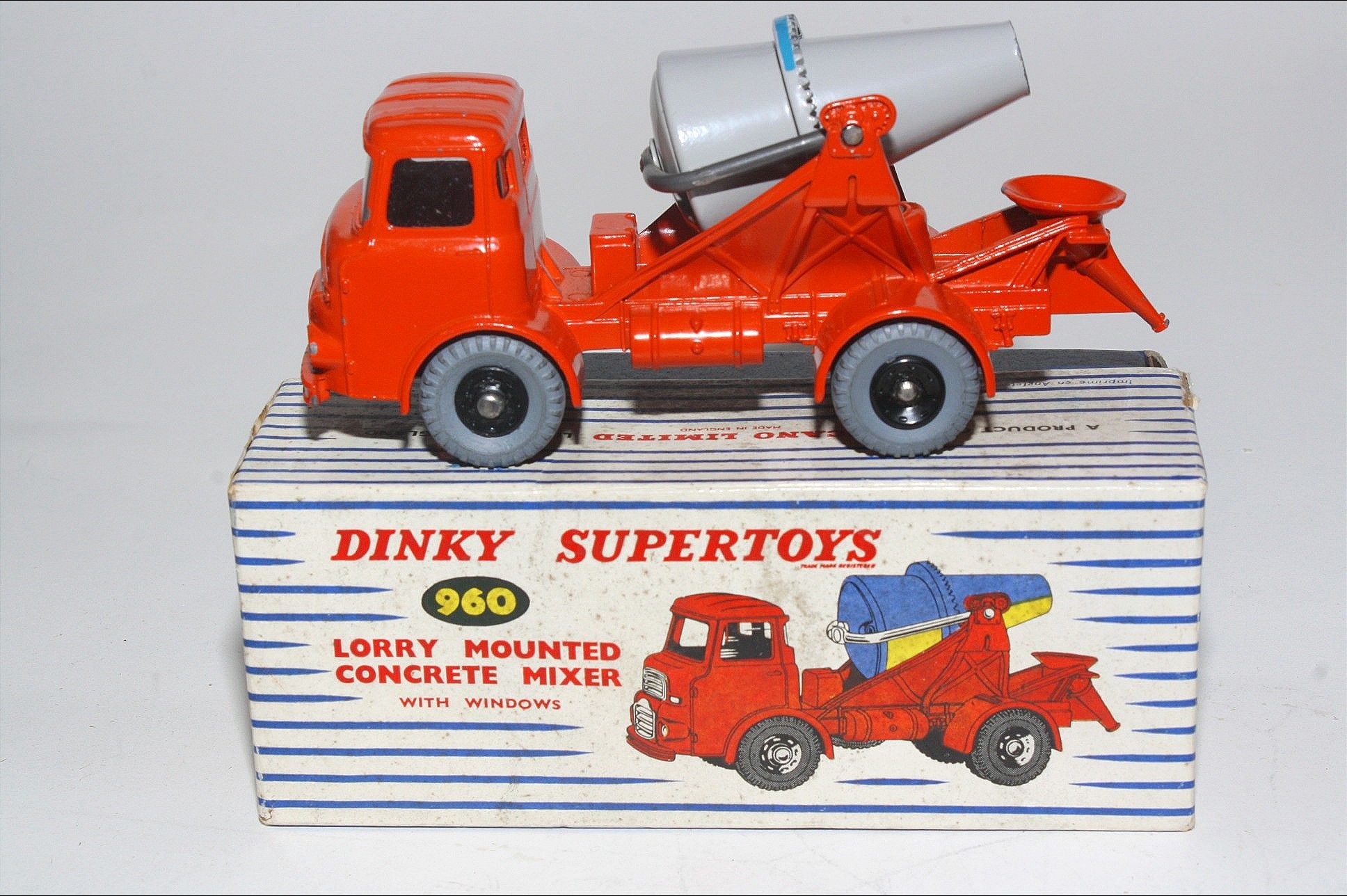 Dinky 960 Albion Lorry Mounted Concrete Mixer, VGC in Original Box