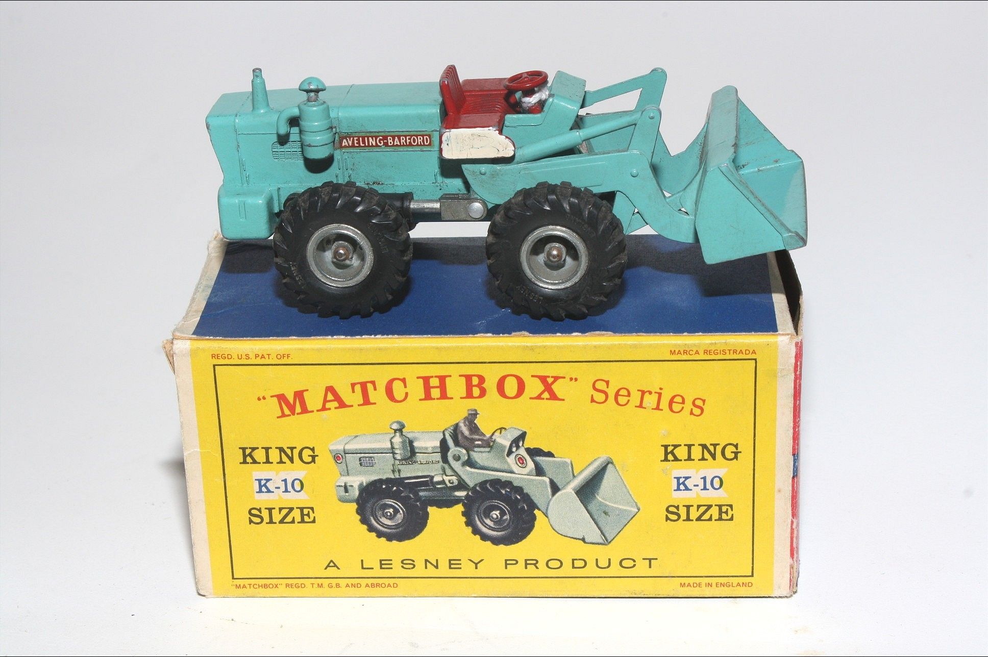 Matchbox K-10 Aveling Barford Tractor Shovel, VGC in Original Box 