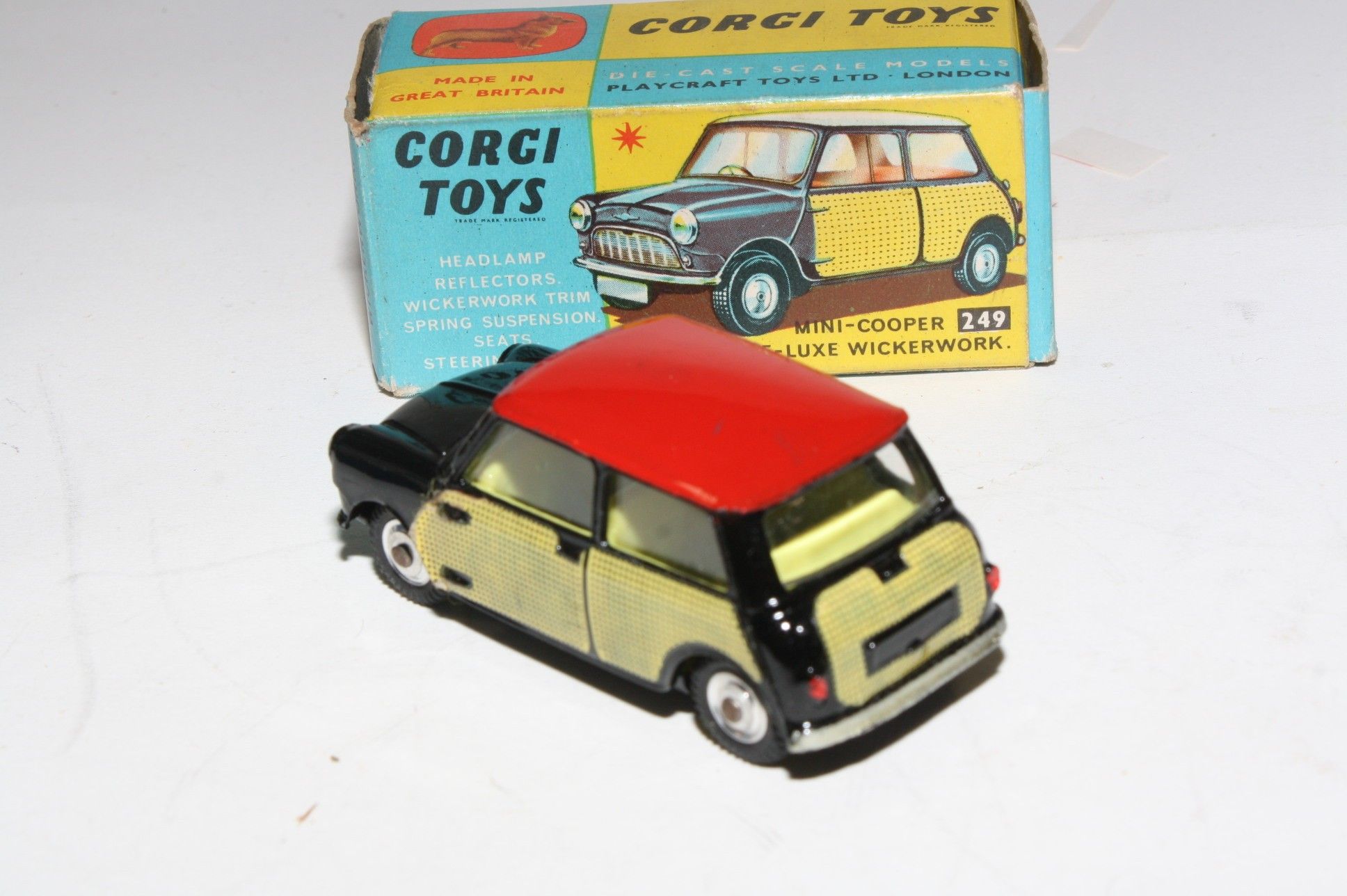 Corgi 249 Mini Cooper (Wicker), VNM in Original Box | DB Collectables