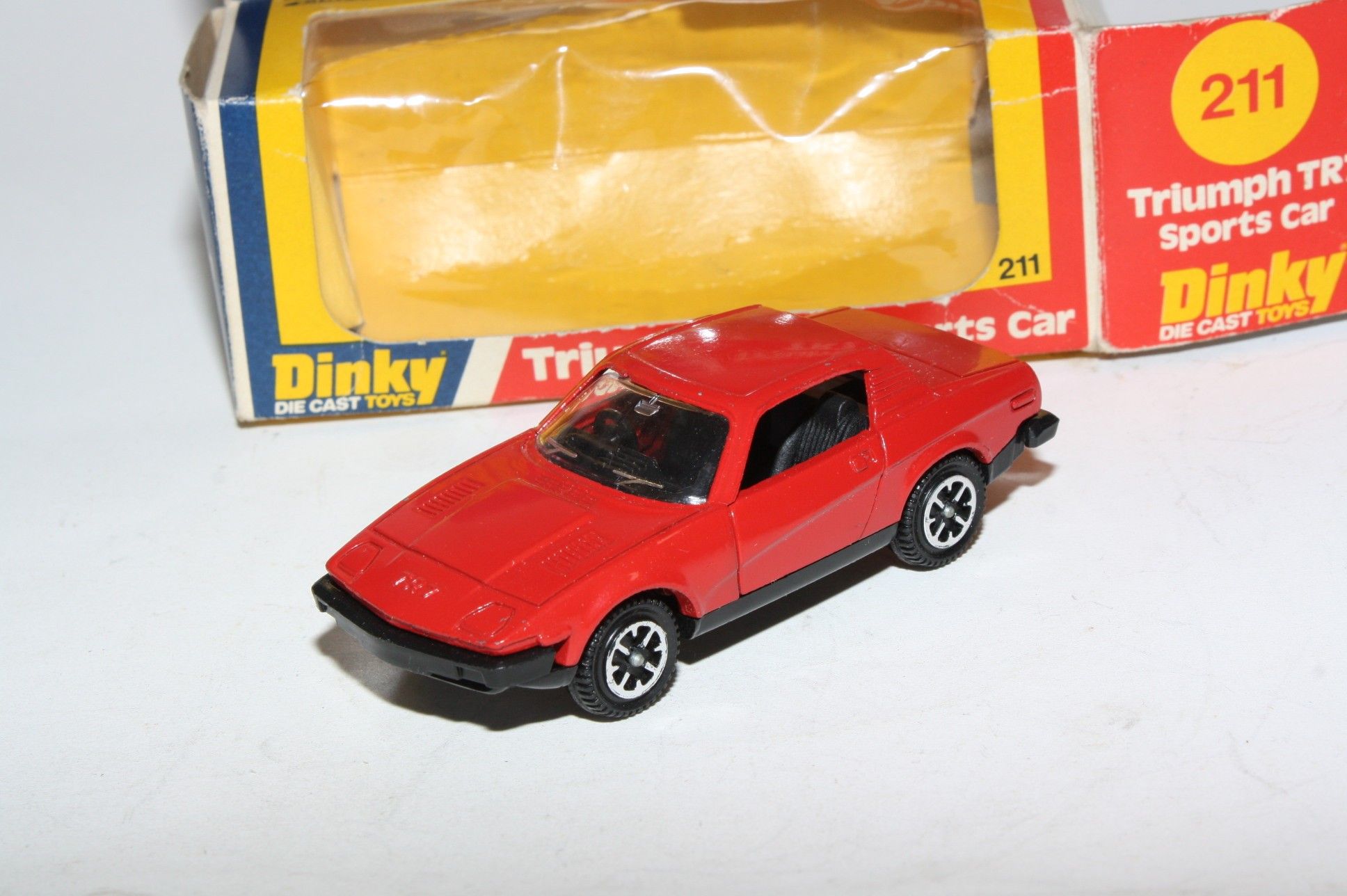 dinky tr7