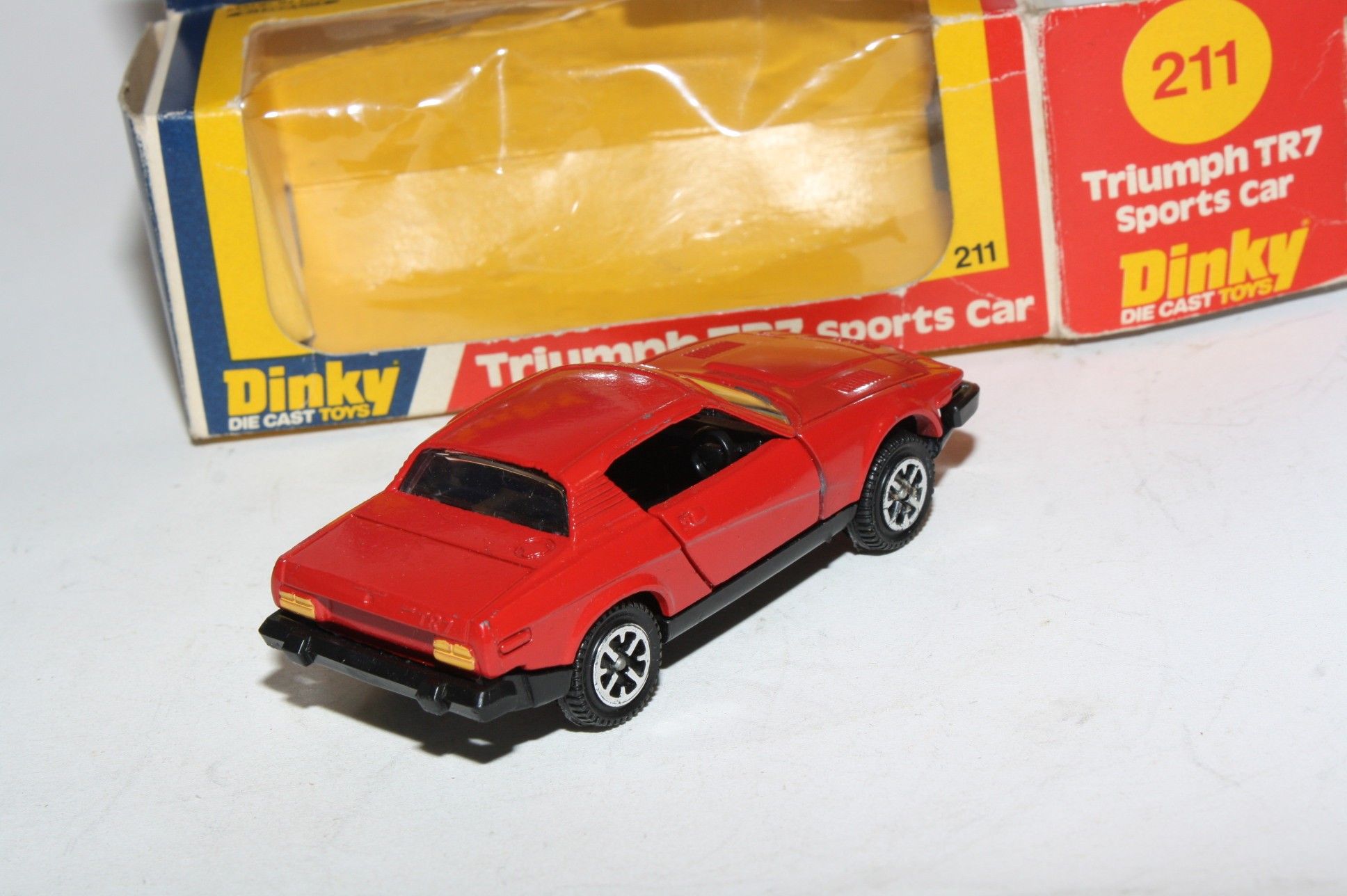 dinky tr7