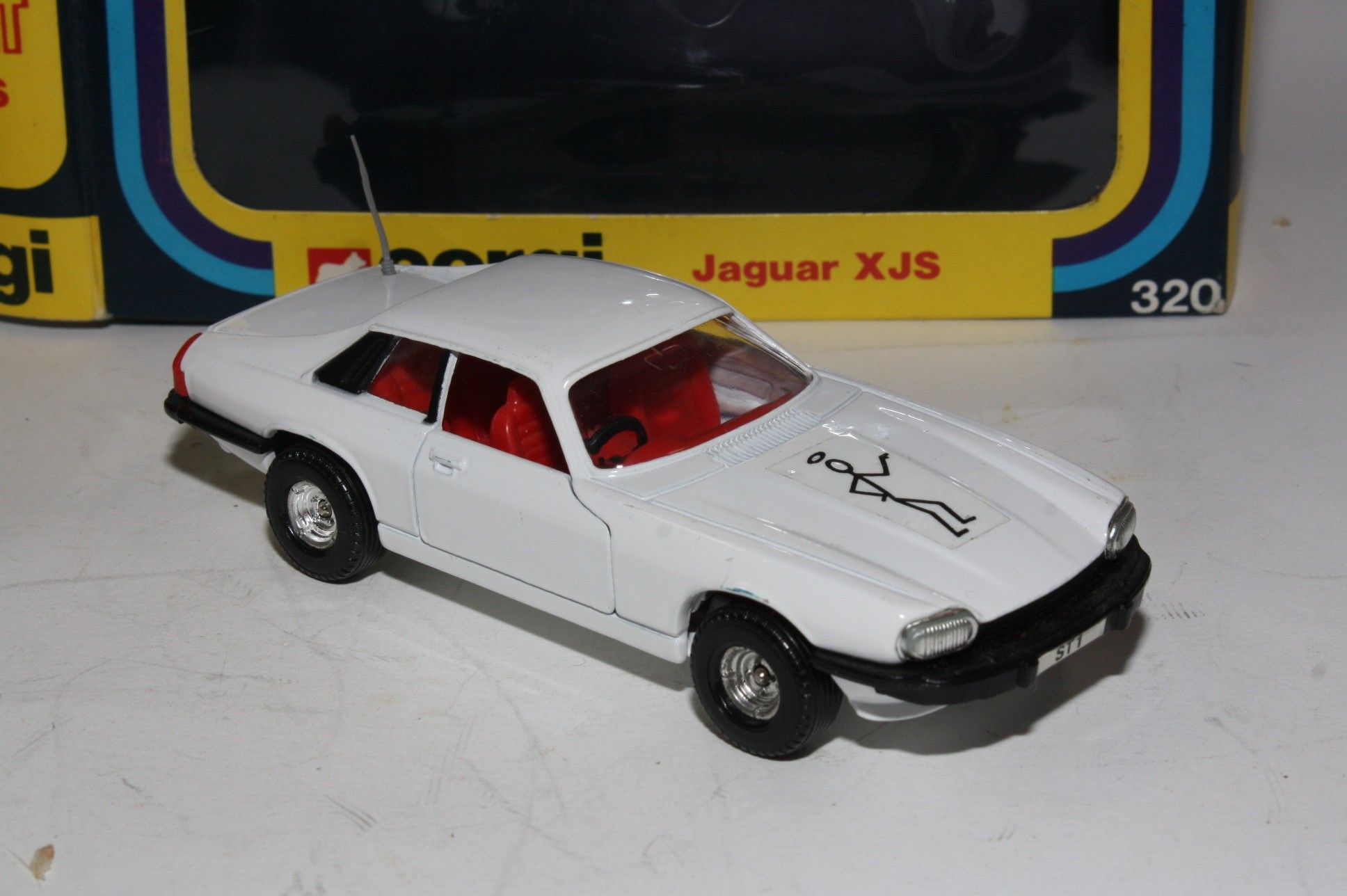 Corgi 320 Saints Jaguar XJS, Mint in Good Original Box | DB Collectables
