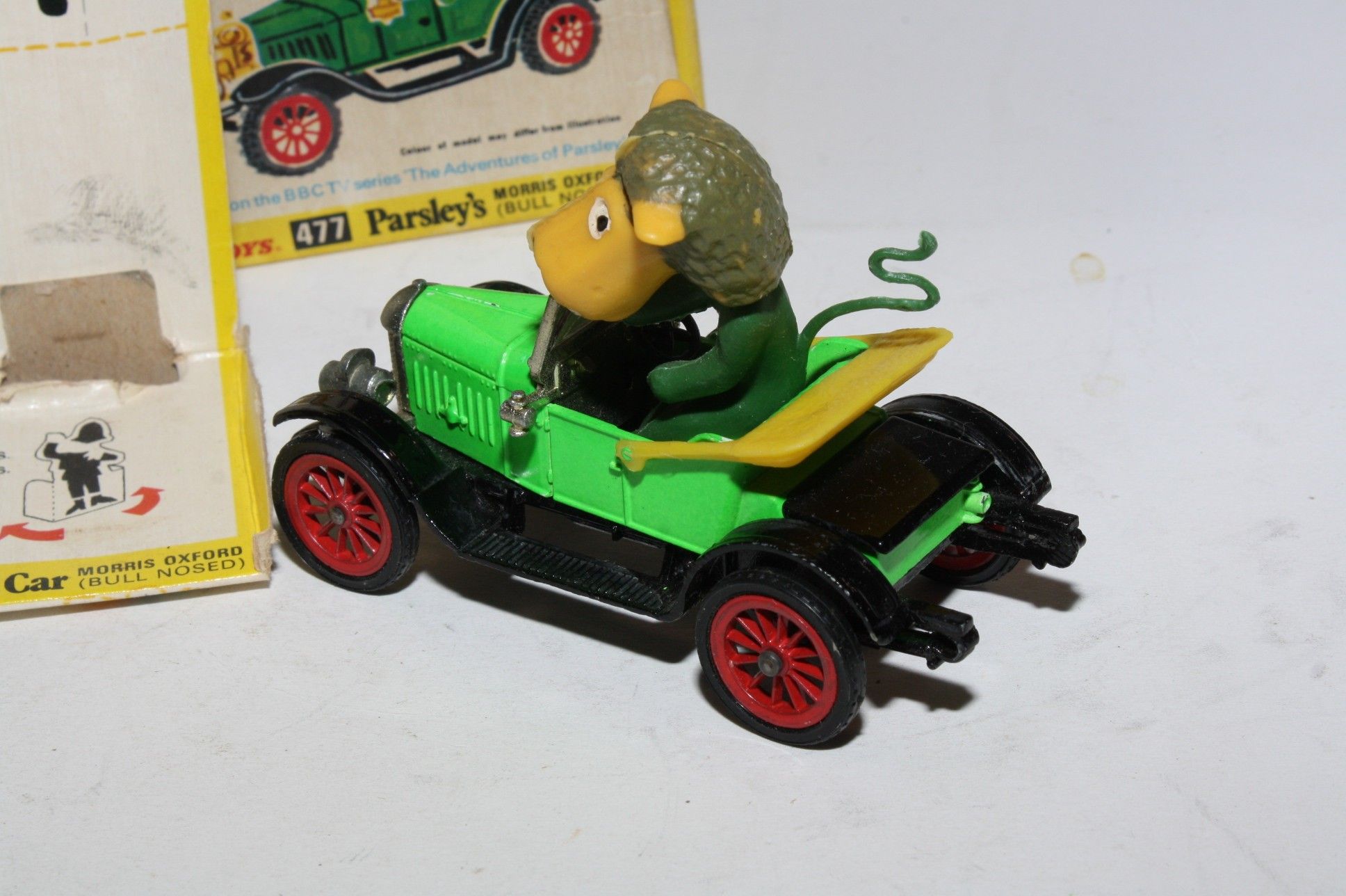 Dinky 477 Parsley's Bull Nosed Morris Oxford Car, Mint in Original