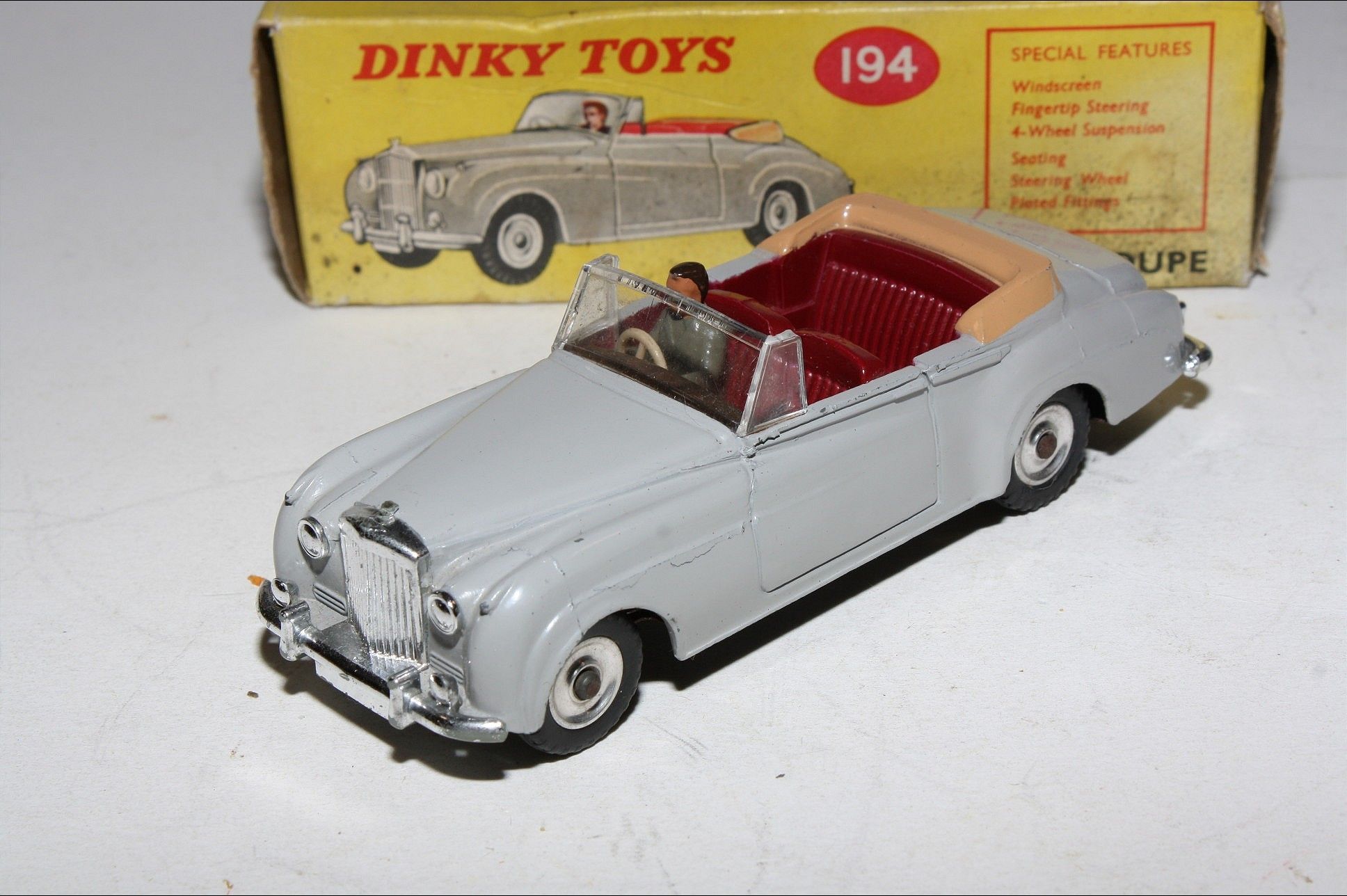 Dinky 194 Bentley S Series Coupe, VNM in Original Box | DB 