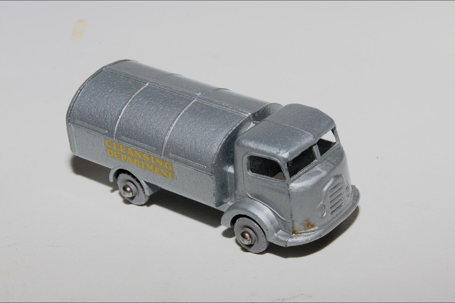 Matchbox 38 - Karrier Bantam Refuse Wagon - Argent - Modèle Réduit En Boîte (occasion)