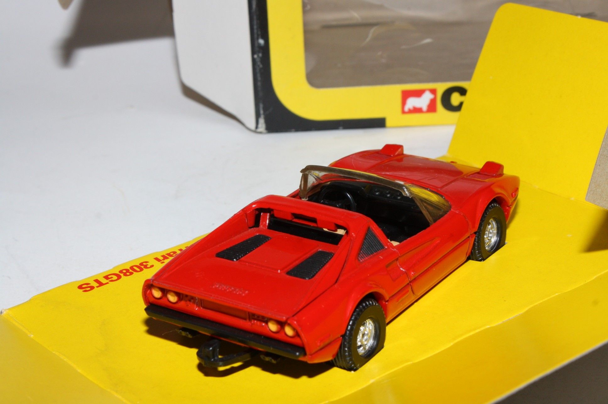 Corgi 298 Ferrari, (Magnum Style) Mint in Original Box | DB Collectables