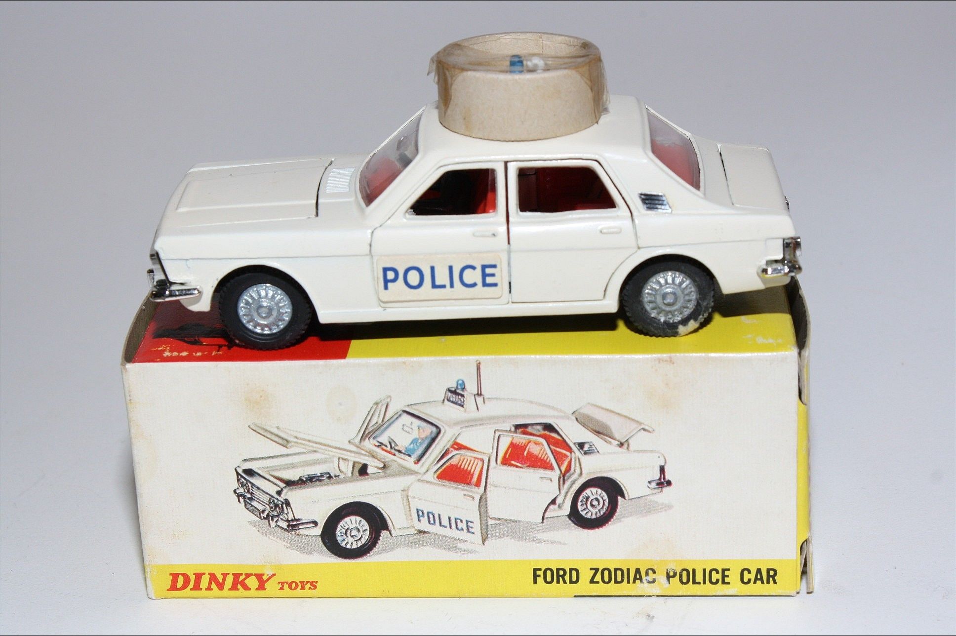 Dinky ford zodiac store police car