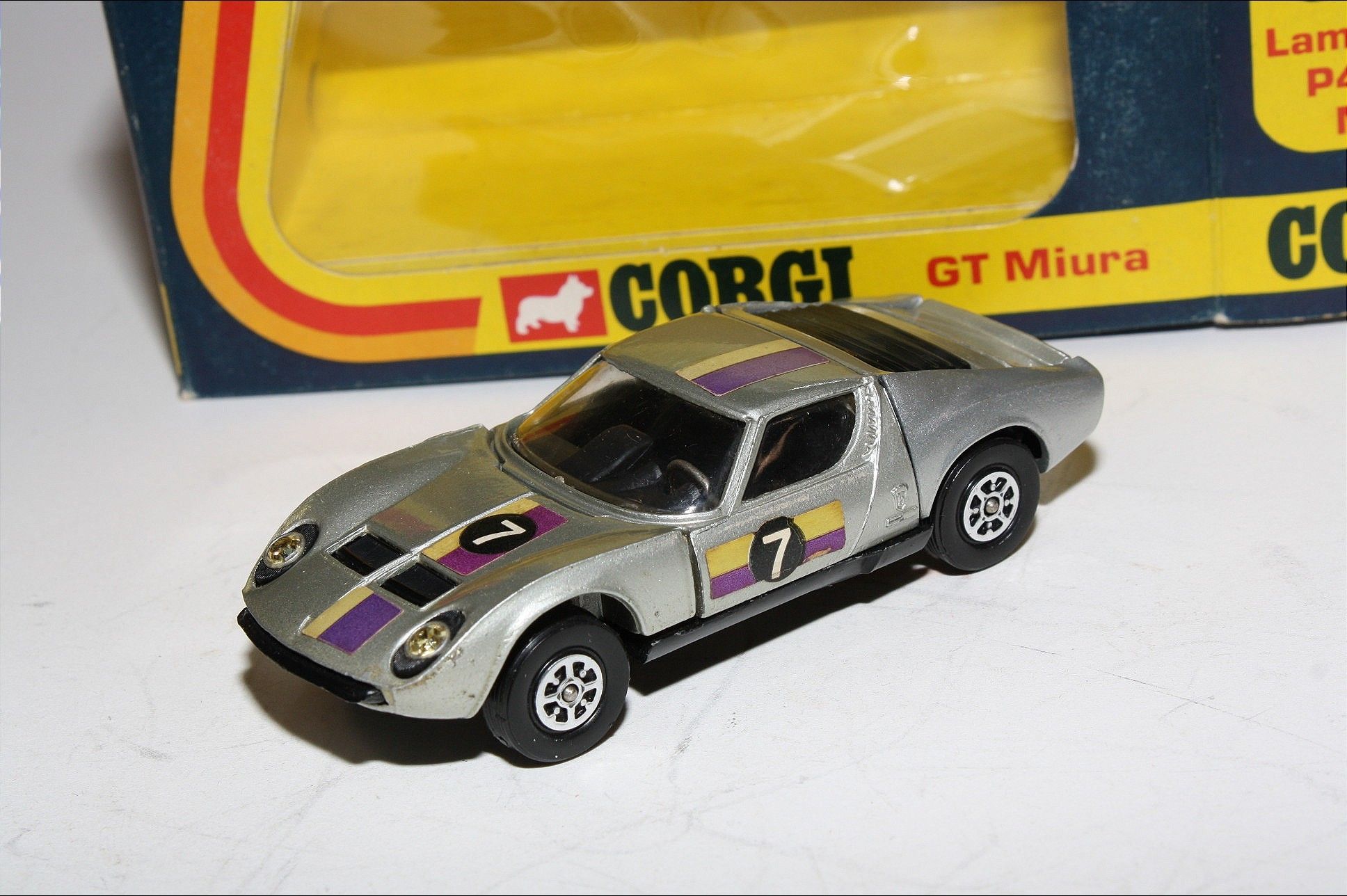 Corgi lamborghini best sale miura p400