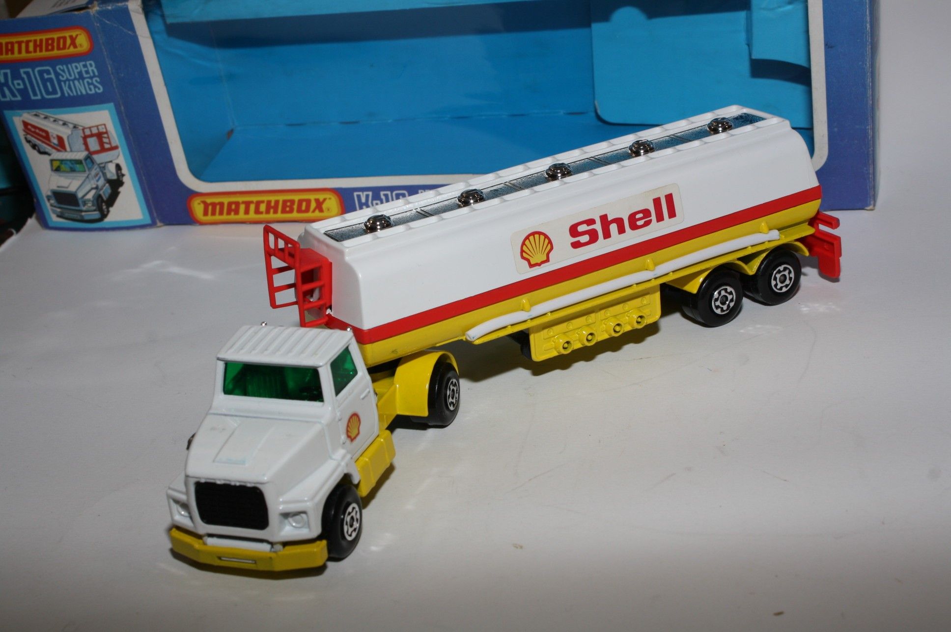 Matchbox cheap shell tanker