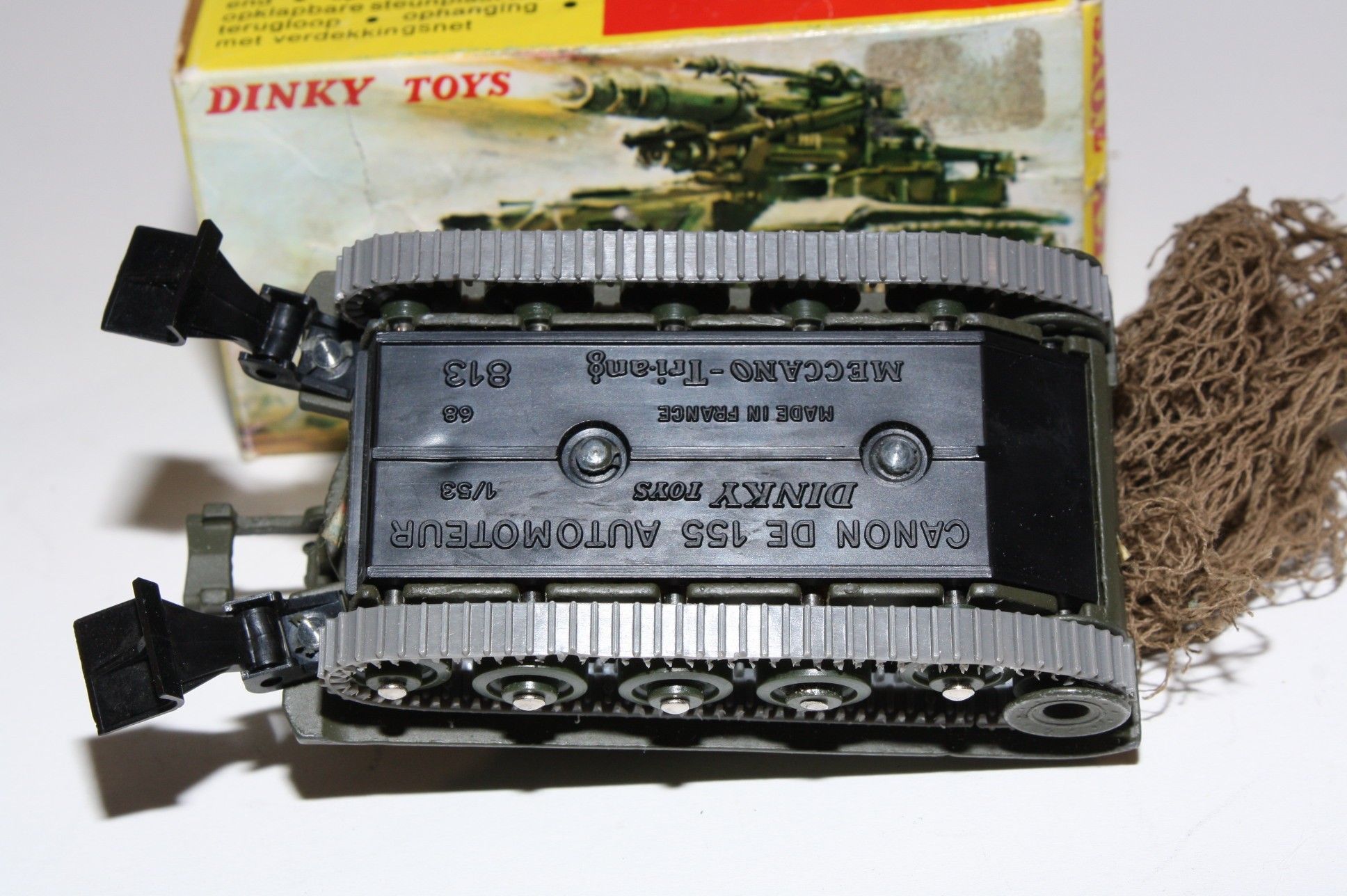 DINKY TOYS CANON DE 155 AUTOMOTEUR n° 813 avec boite et filet