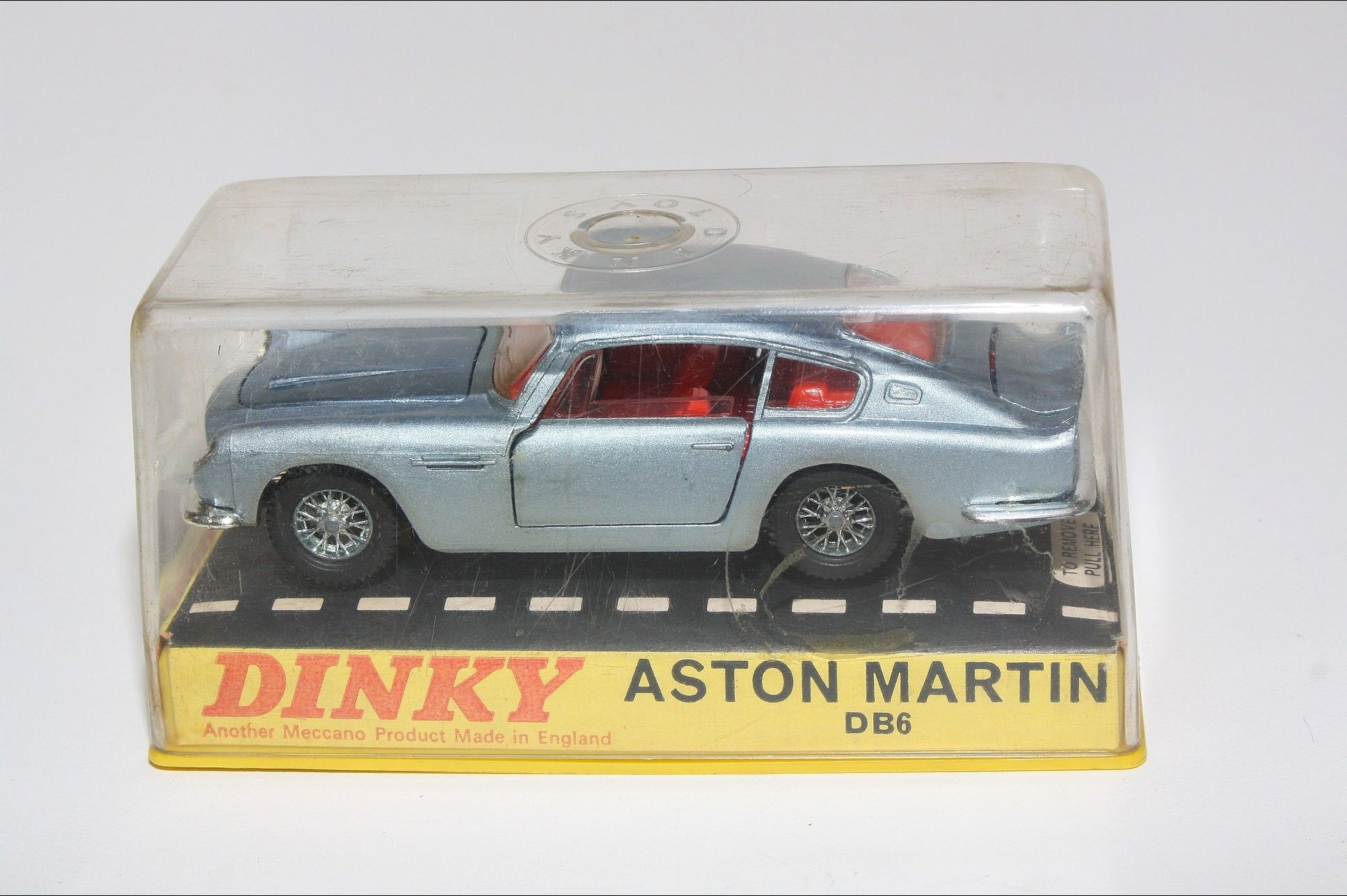 Dinky cheap aston martin